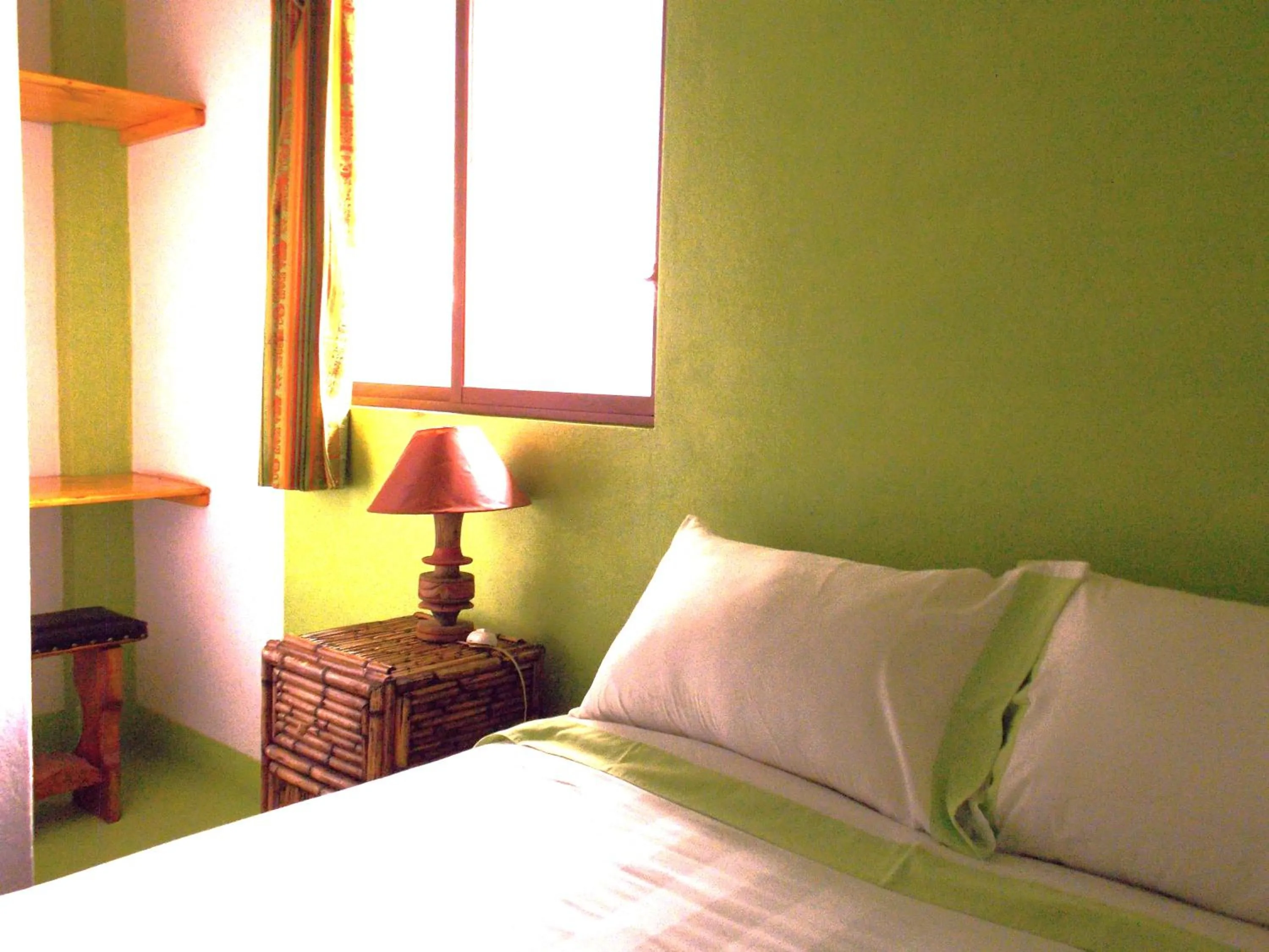 storage, Bed in Green House Araque Inn