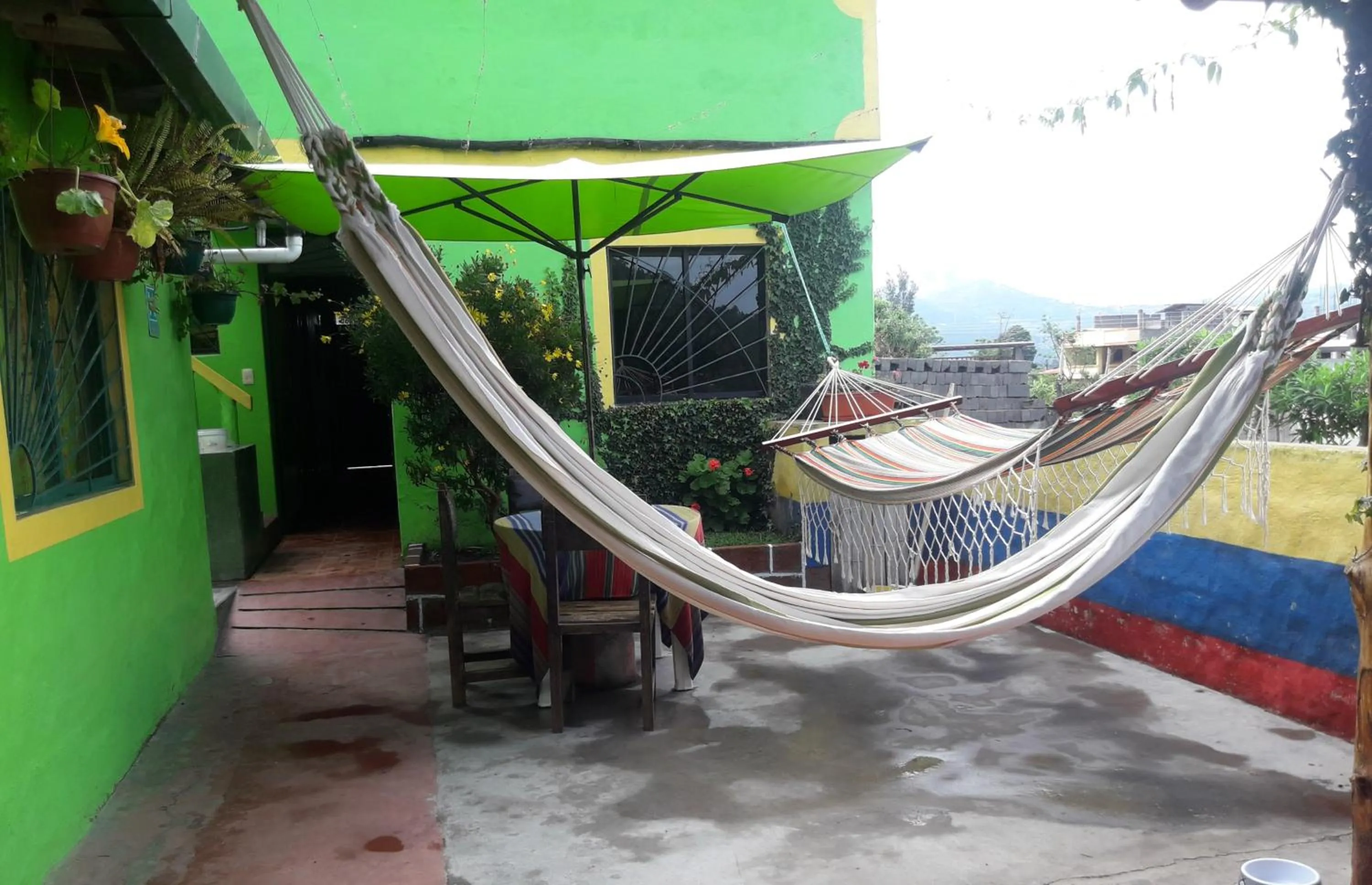 Patio in Green House Araque Inn