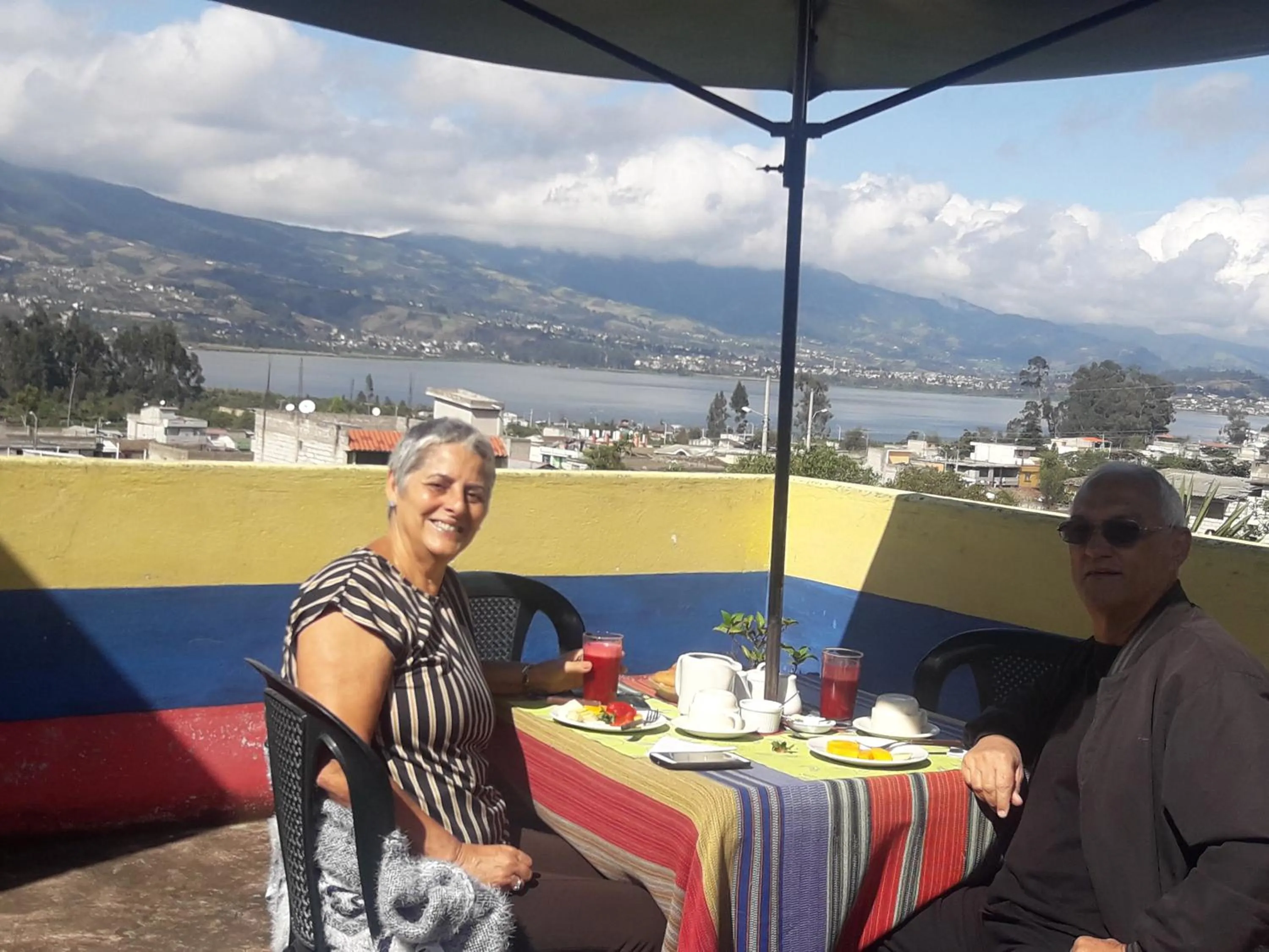 People in Green House Araque Inn