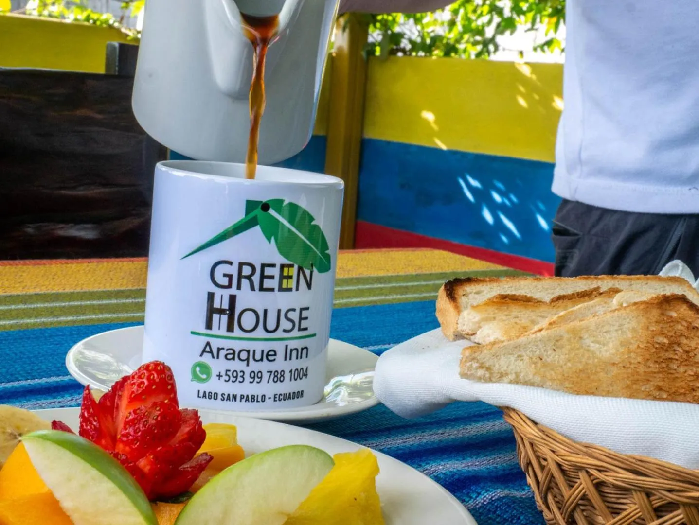 Kitchen or kitchenette in Green House Araque Inn