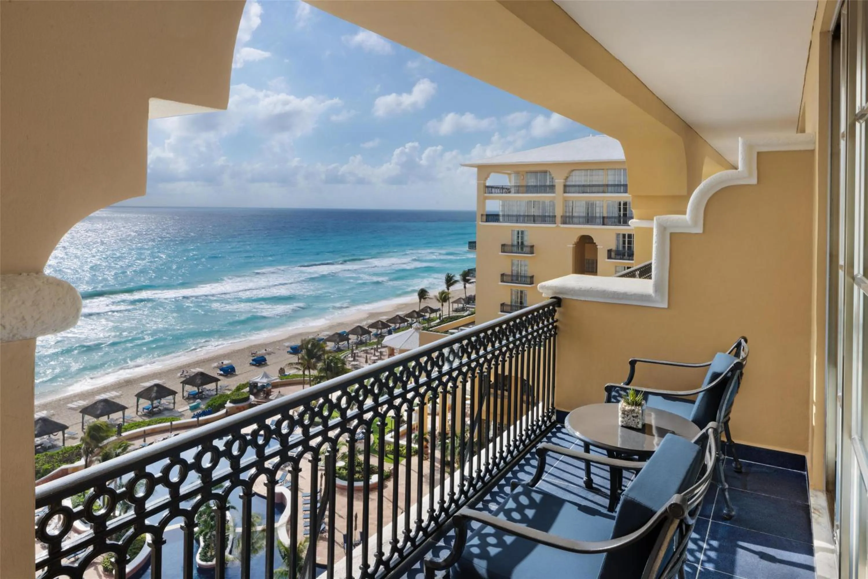 Property building in Kempinski Hotel Cancun