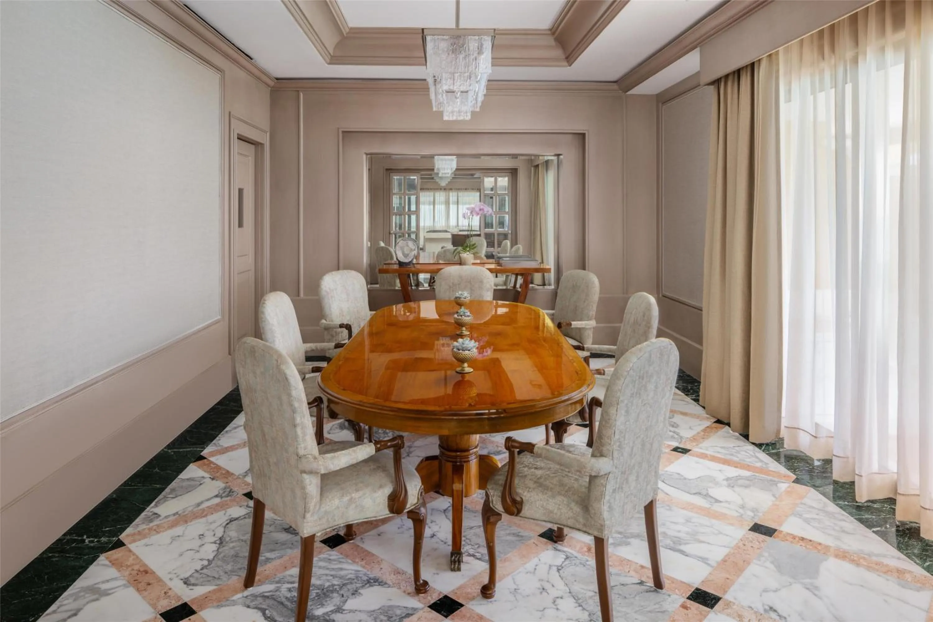 Photo of the whole room in Kempinski Hotel Cancun