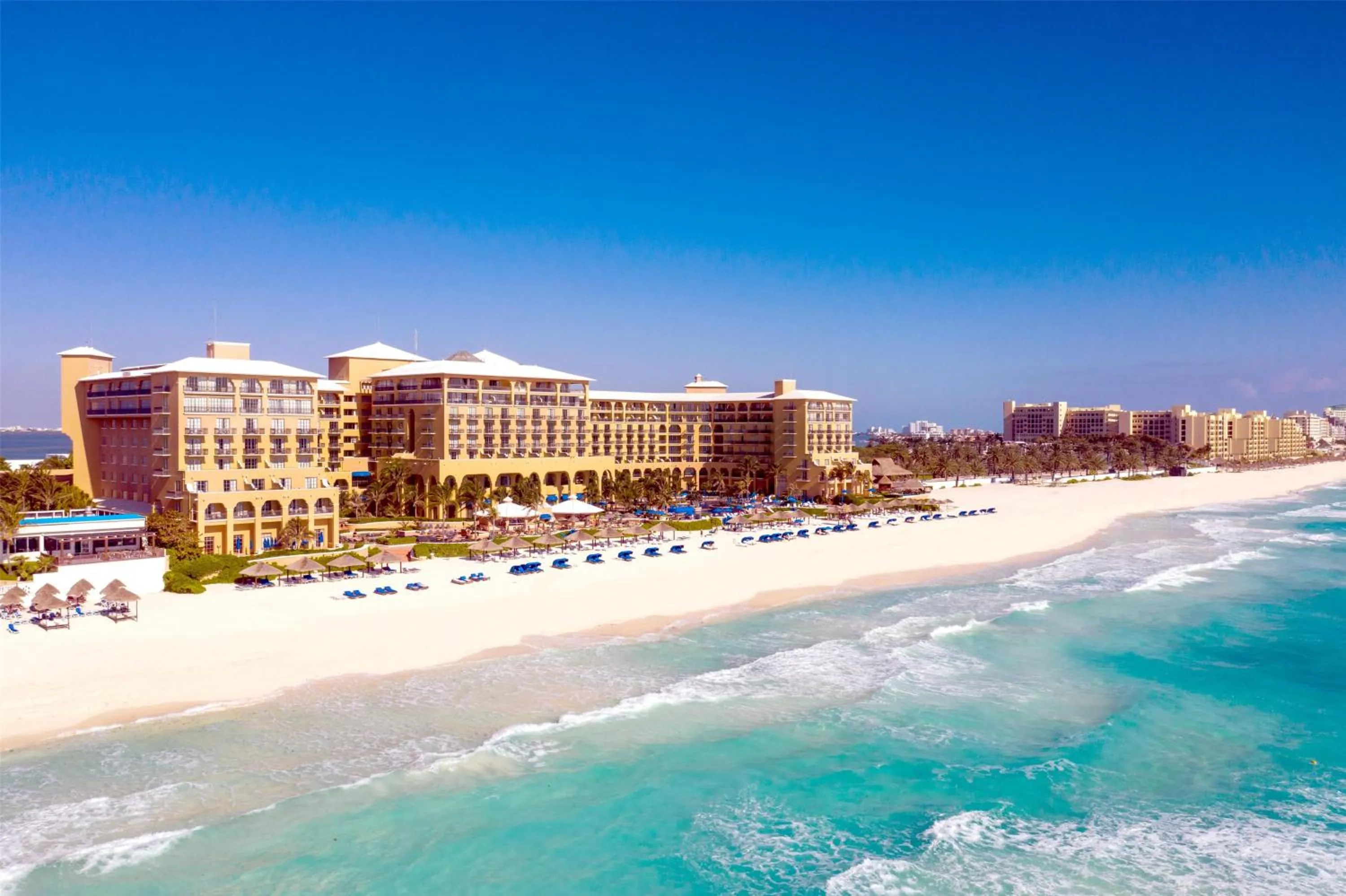 Beach in Kempinski Hotel Cancun