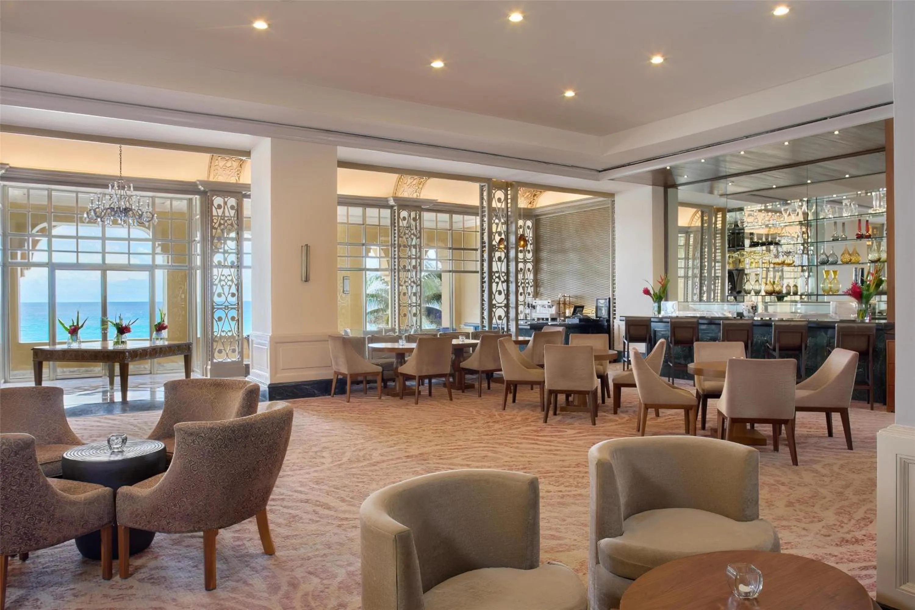 Lounge or bar in Kempinski Hotel Cancun