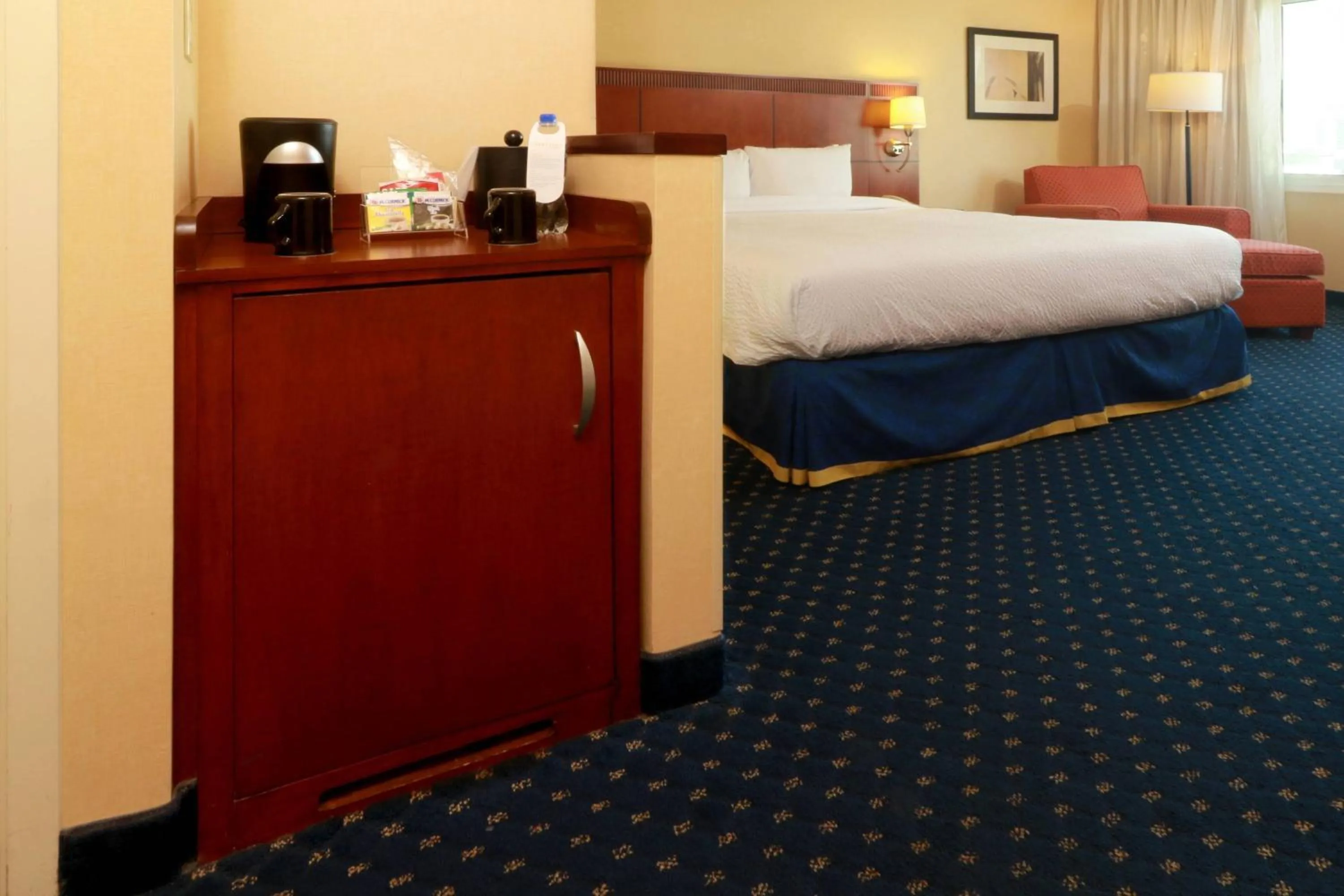 Photo of the whole room, Bed in Courtyard Monterrey San Jeronimo