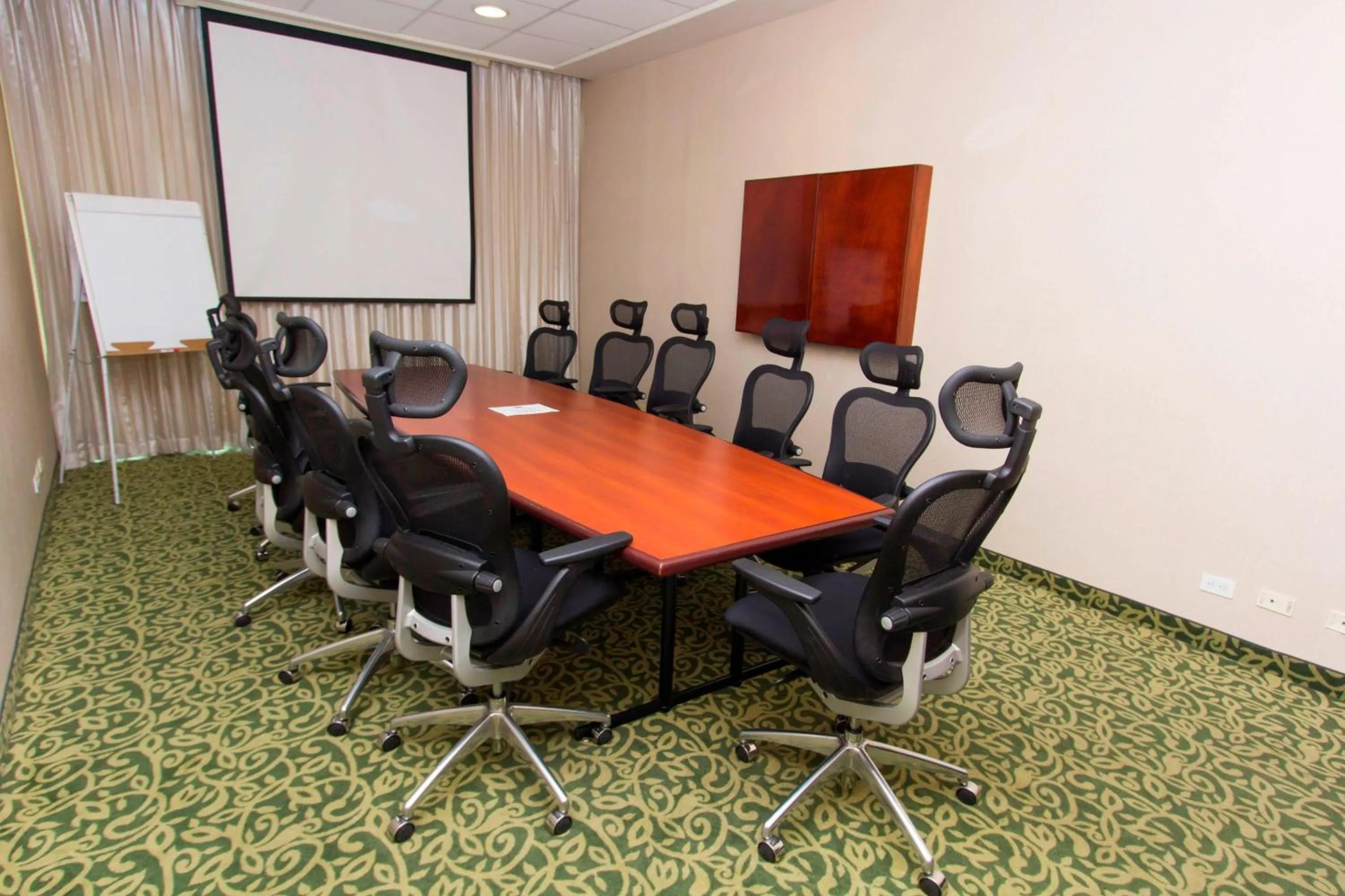 Meeting/conference room in Courtyard Monterrey San Jeronimo
