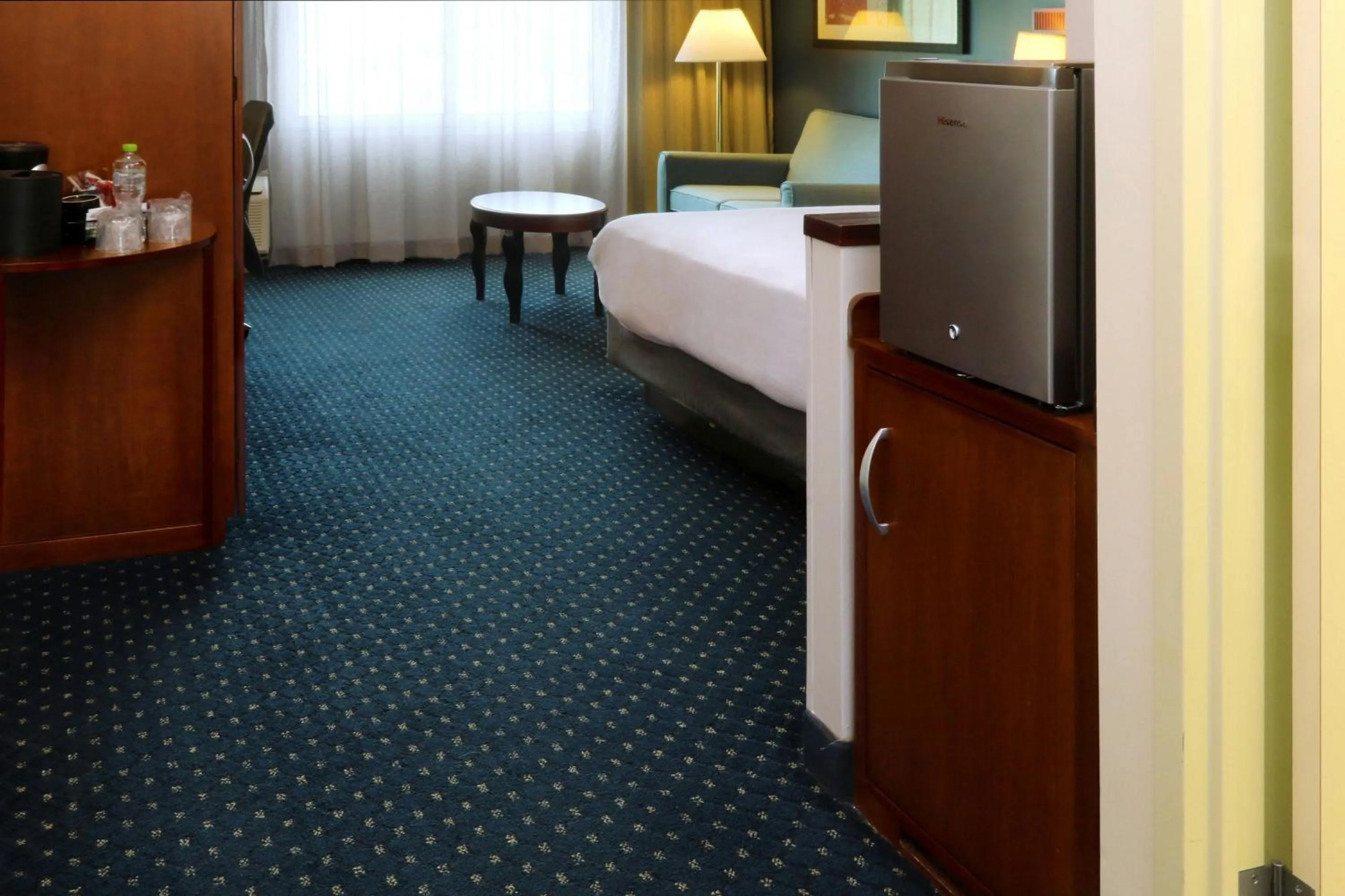 Lounge or bar, Bed in Courtyard Monterrey San Jeronimo