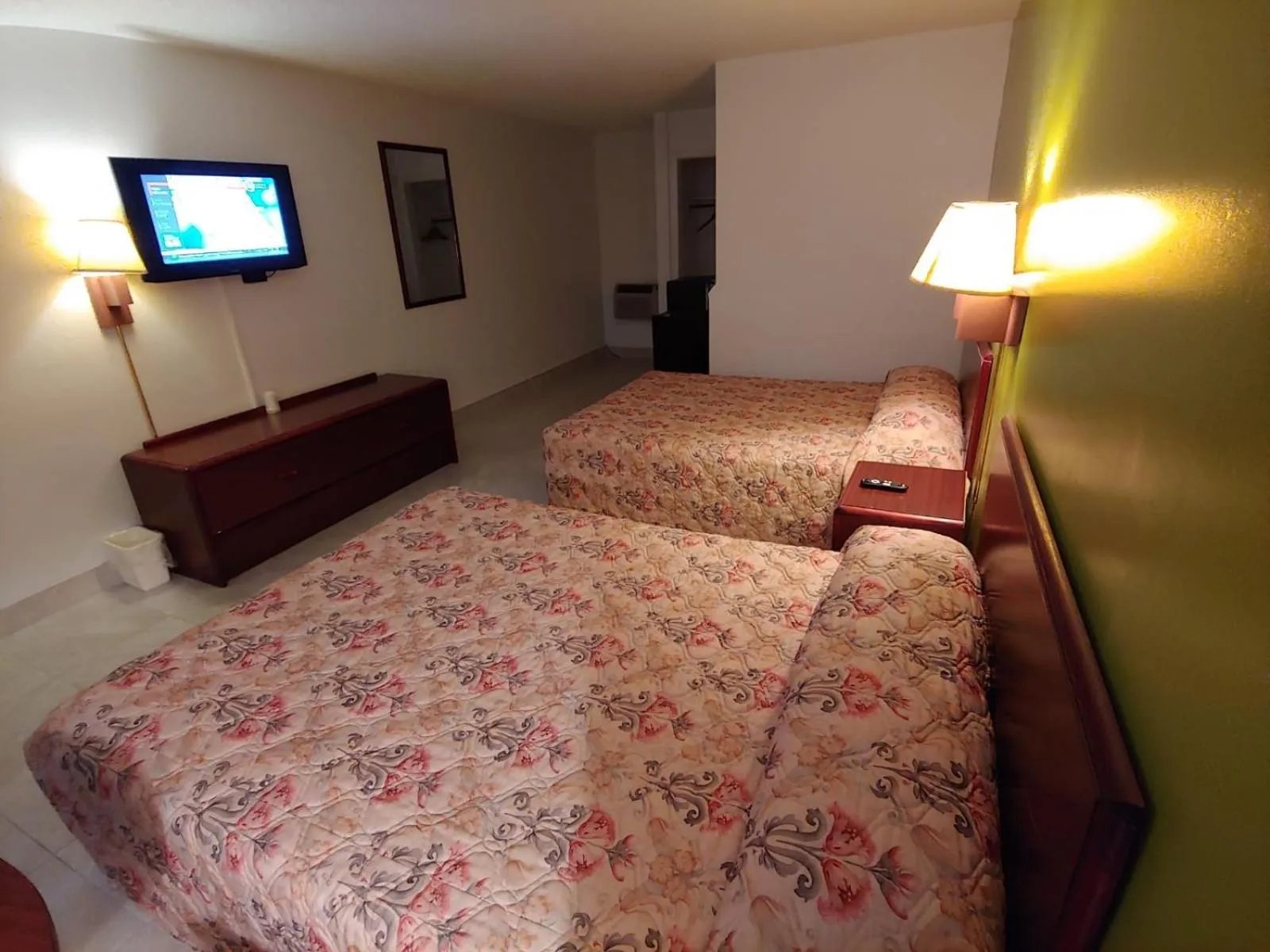 Relax Inn Silver Springs