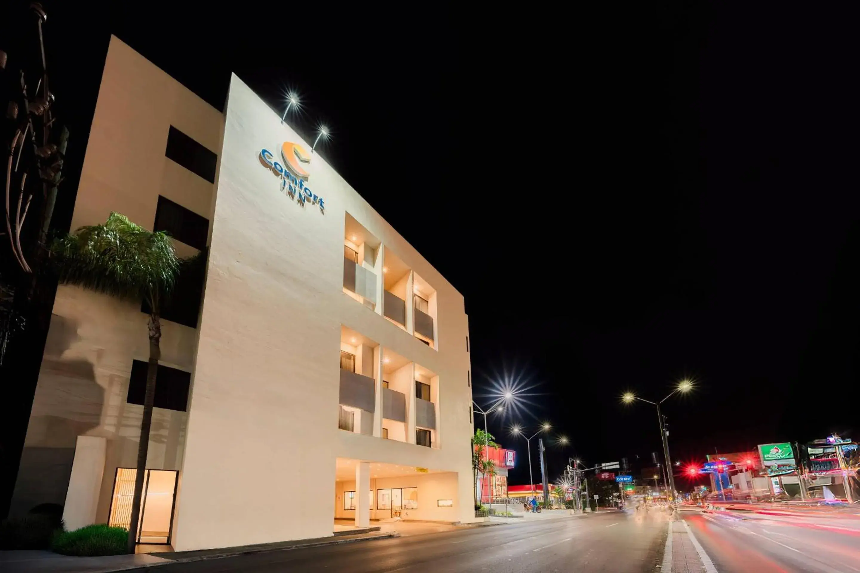 Property building in Comfort Inn Tampico Property building in Comfort Inn Tampico
