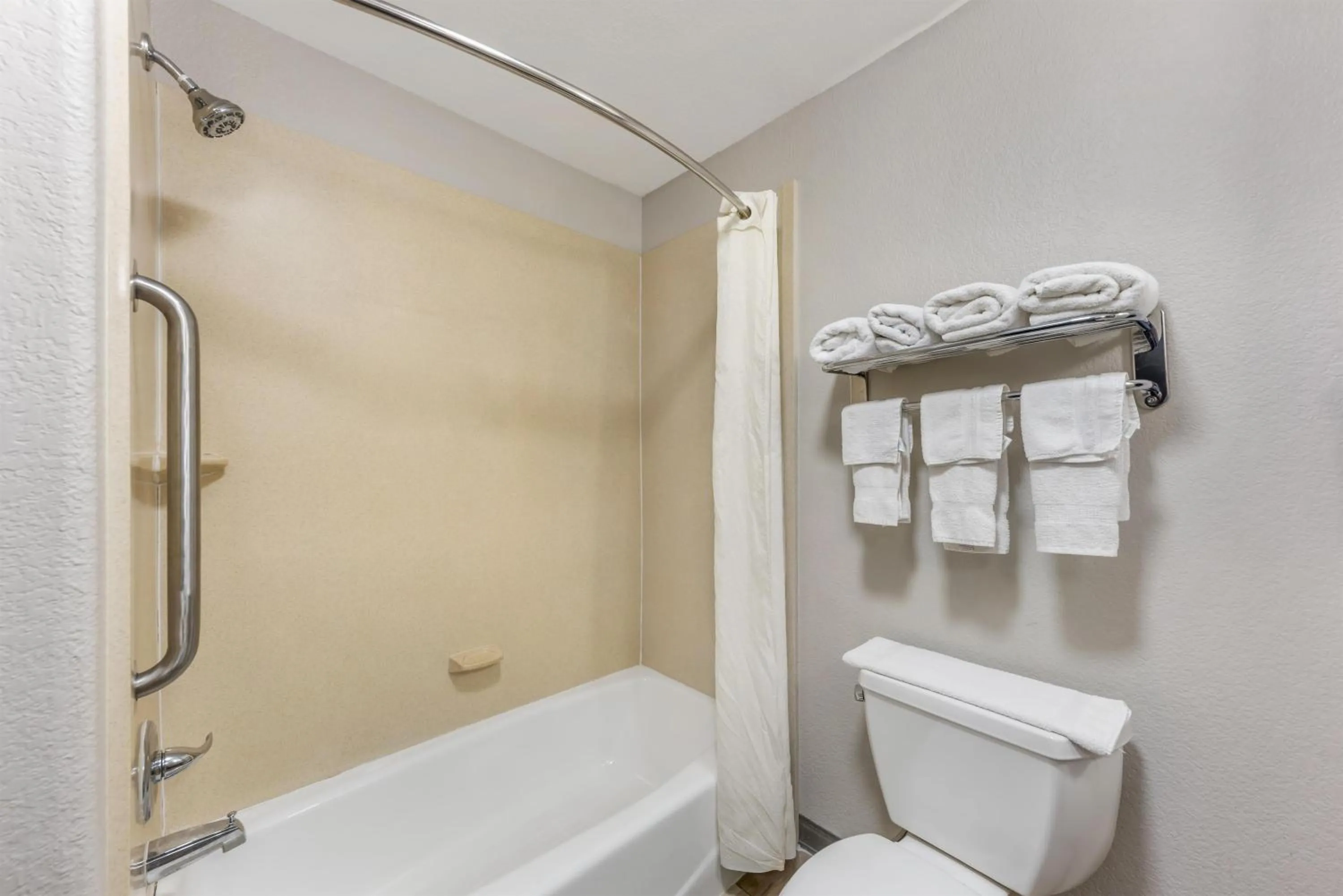 Bathroom in Best Western Sea World - Lackland AFB NW Hotel & Suites