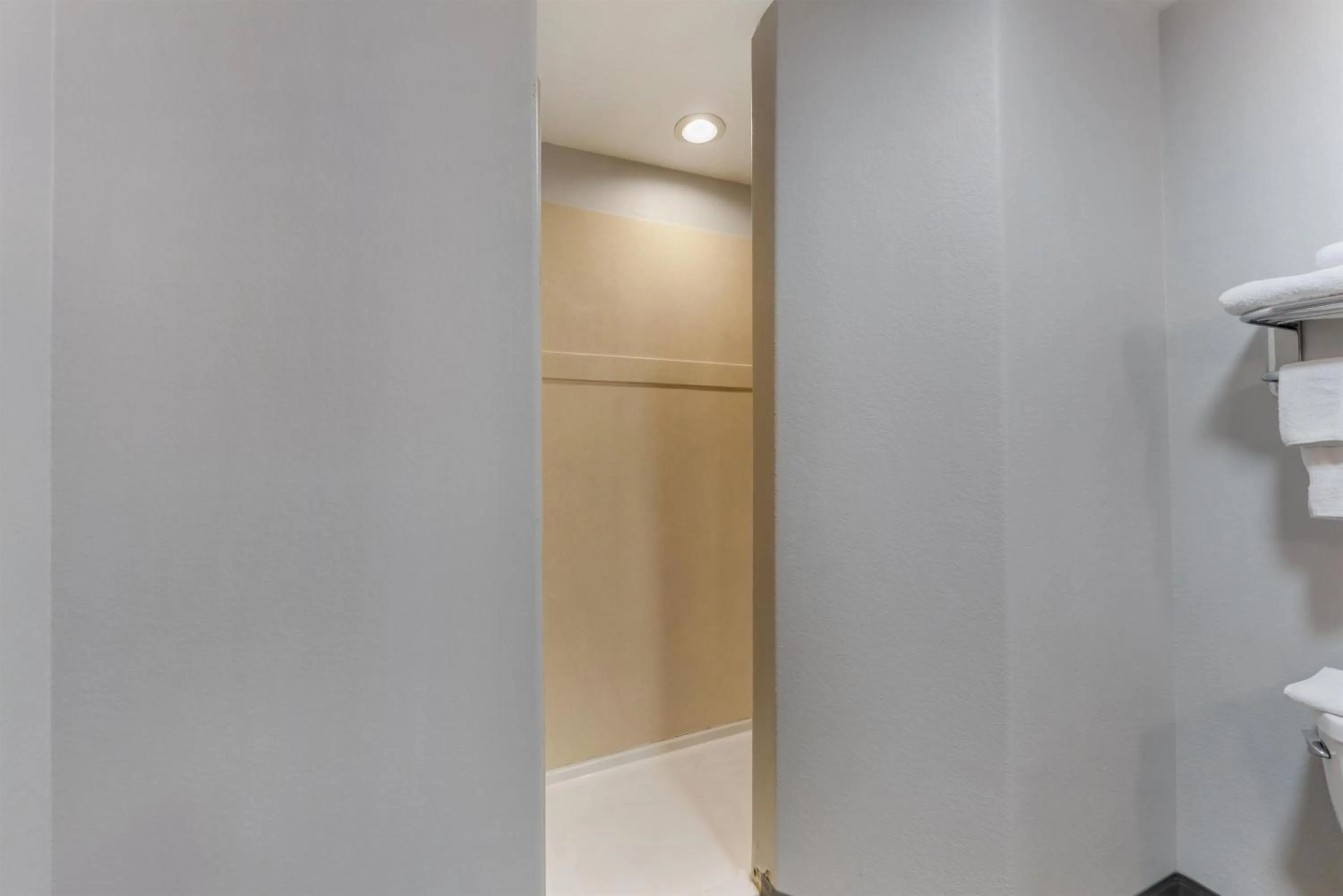 Bedroom in Best Western Sea World - Lackland AFB NW Hotel & Suites