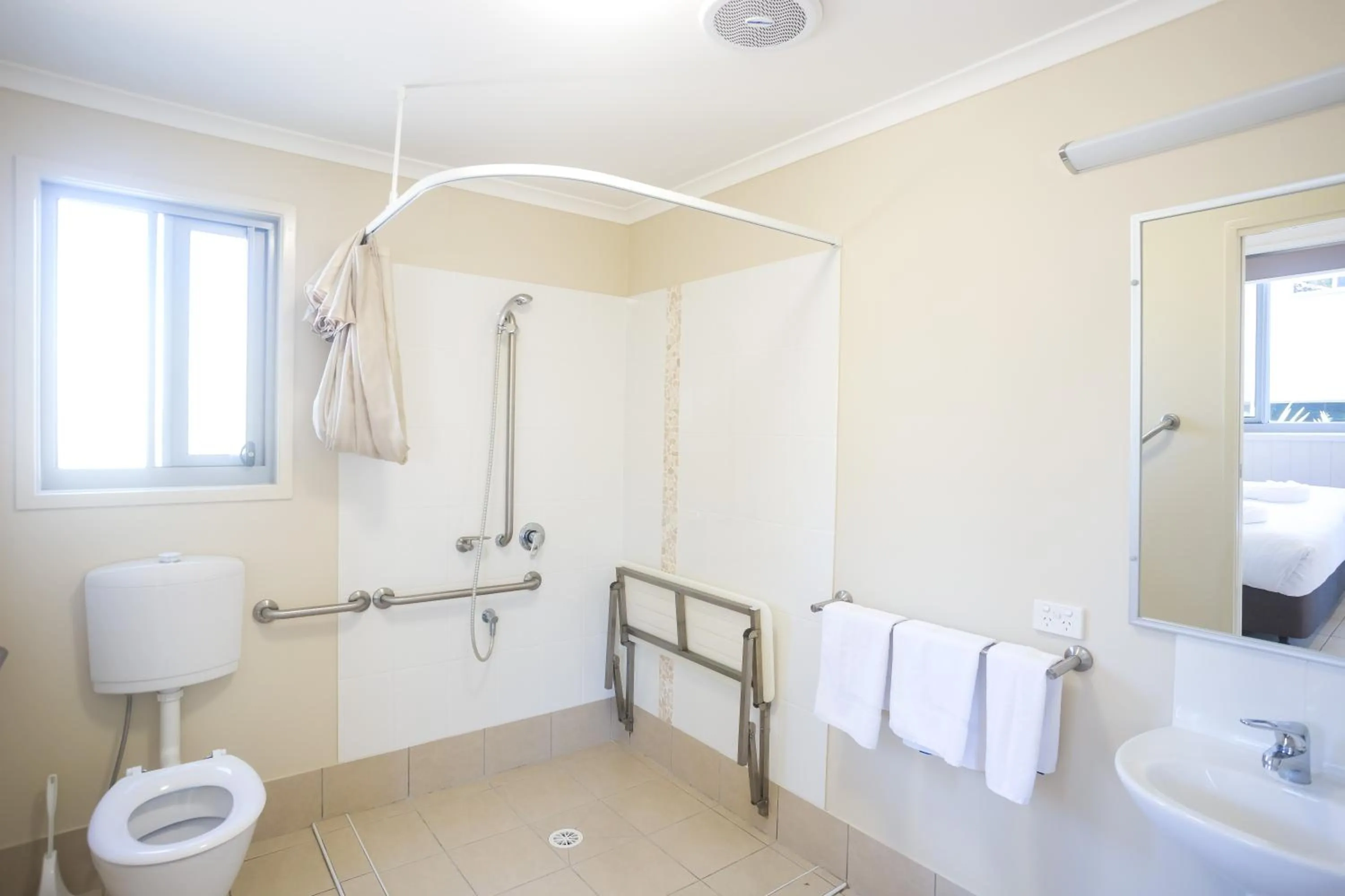 Fingal Bay Holiday Park