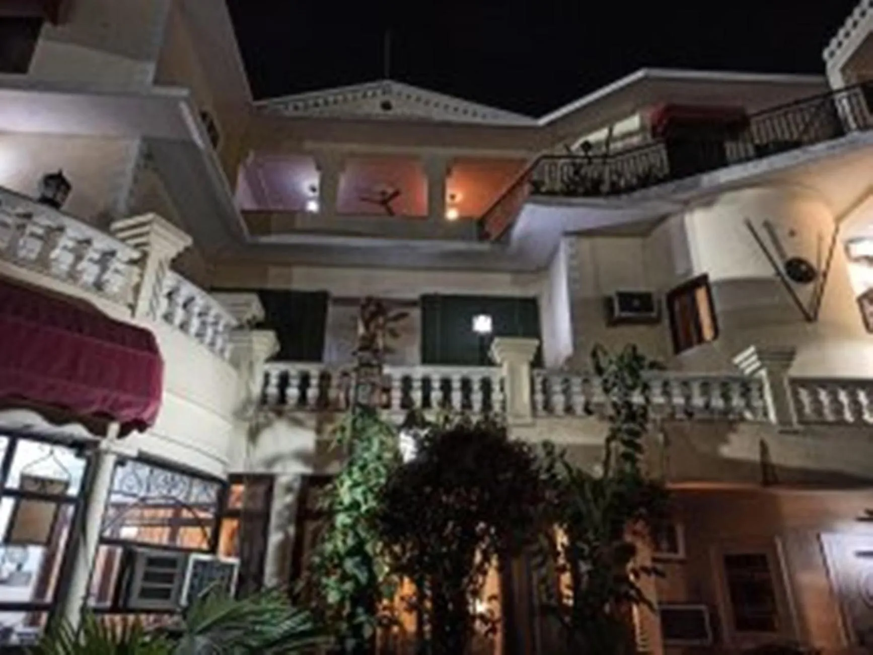 Property building in Hotel Sugan Niwas Palace