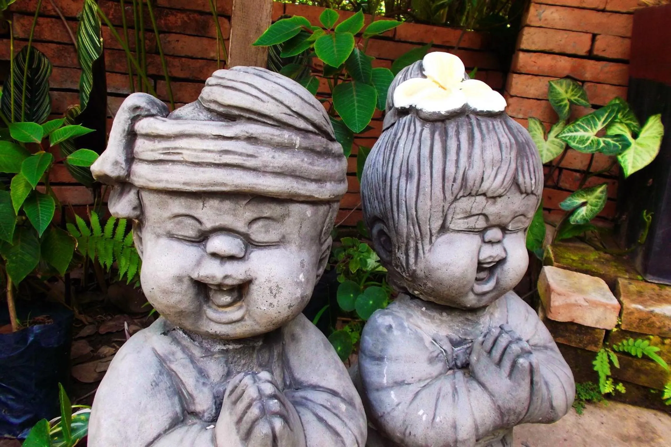 Decorative detail in Baantawan Guesthouse Pai