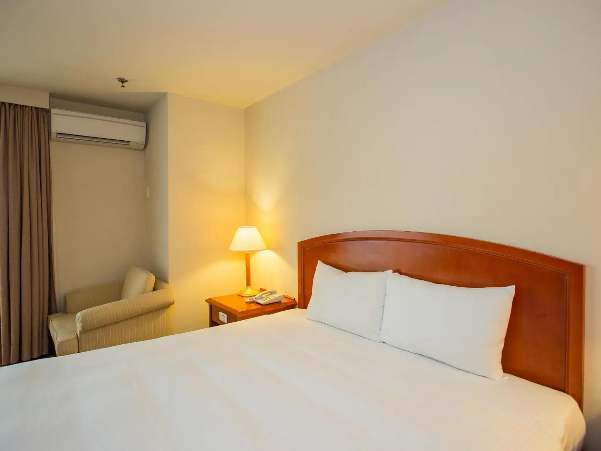 Standard Quadruple Room in Jiuwu Hotel Standard Quadruple Room in Jiuwu Hotel