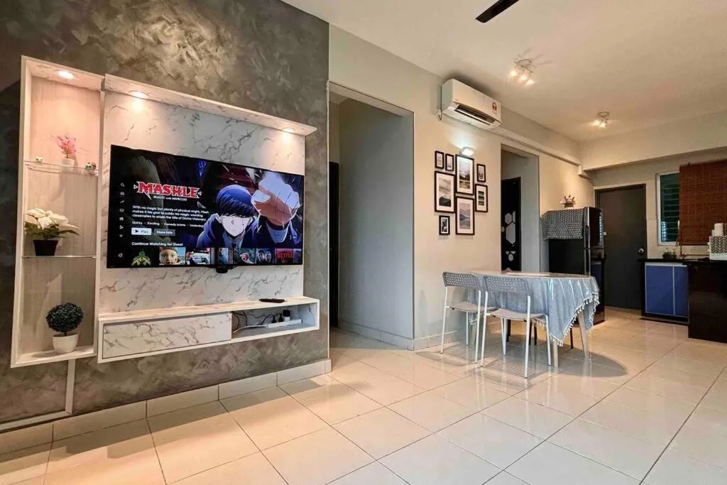 Moderm Spacious 6pax S PICE Penang