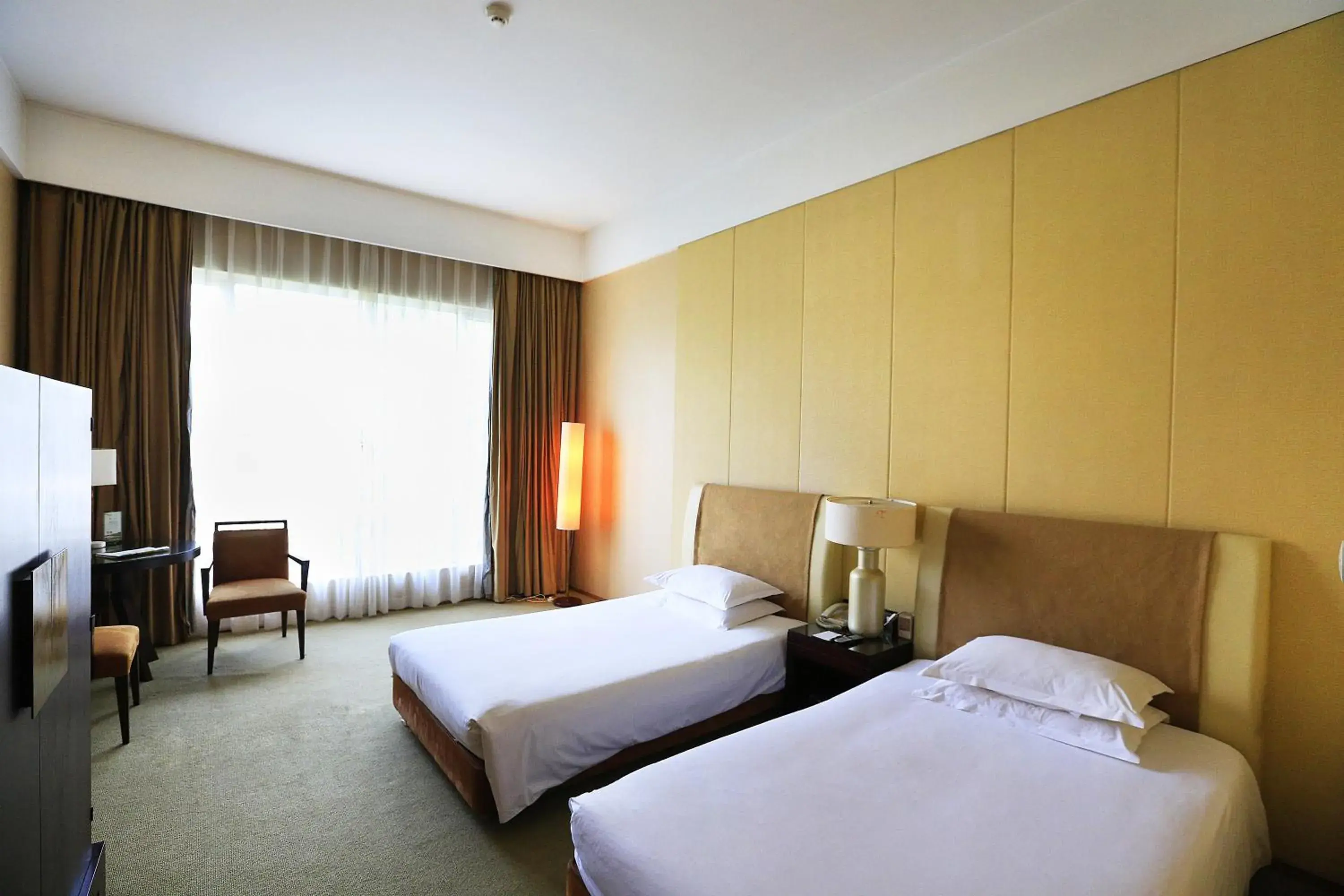 Bedroom, Bed in Jinling Resort Nanjing Bedroom, Bed in Jinling Resort Nanjing