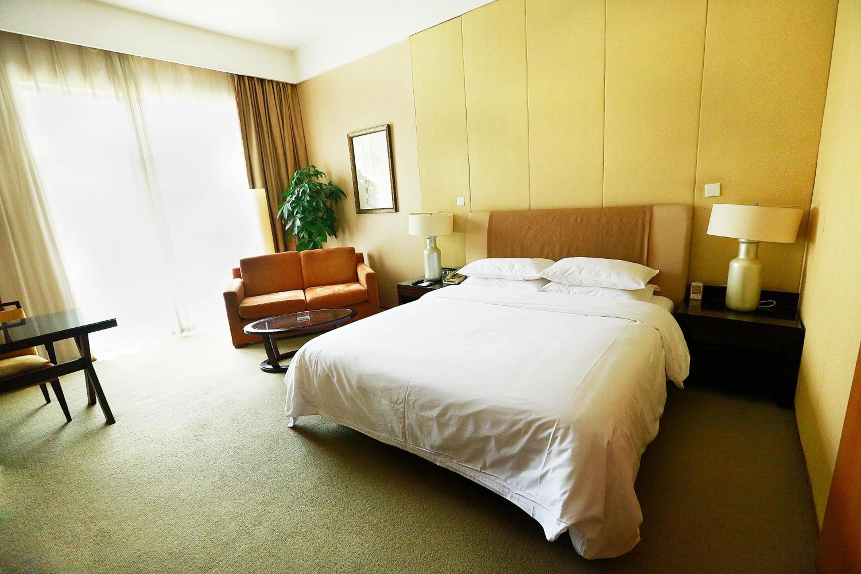 Photo of the whole room, Bed in Jinling Resort Nanjing