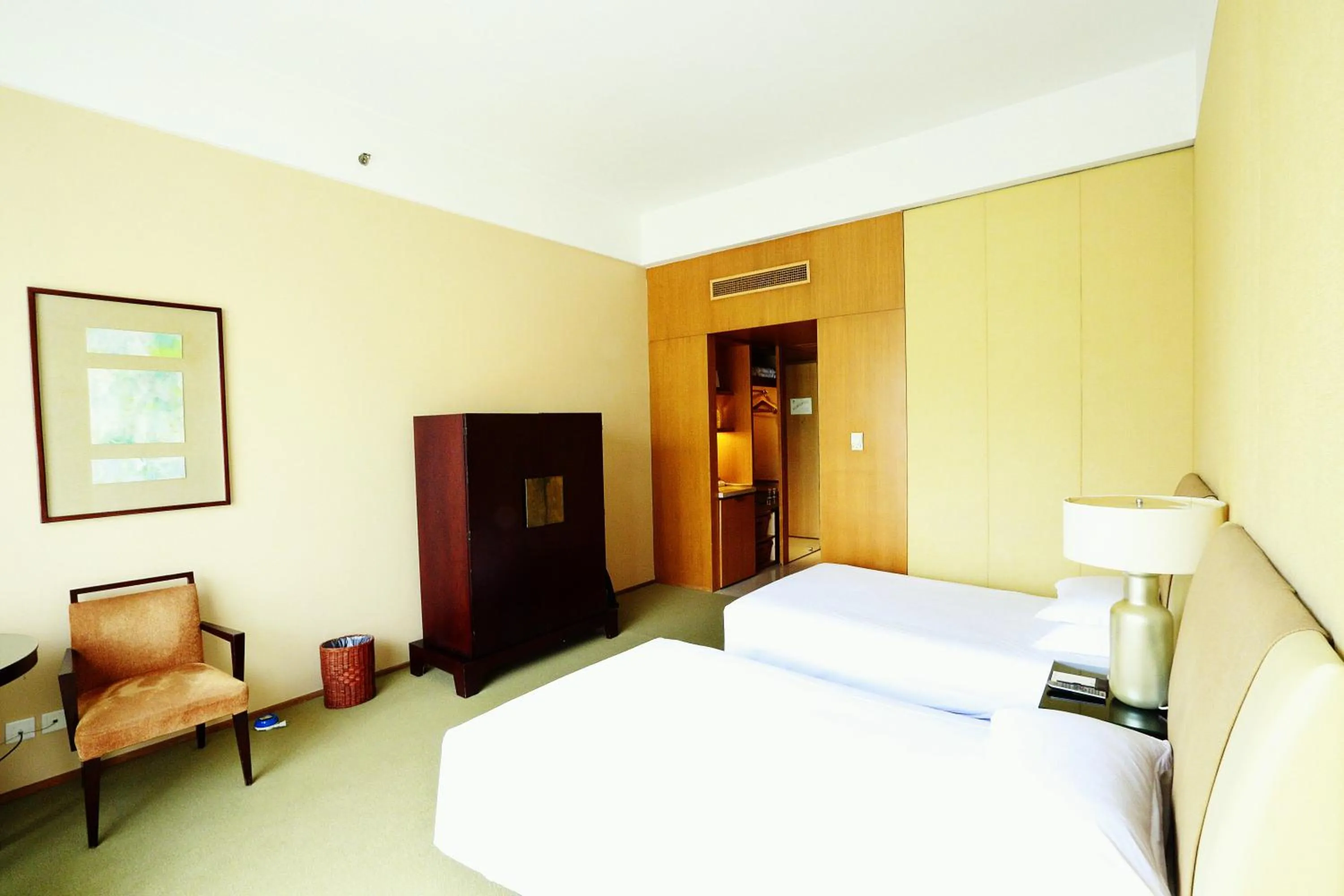 Bedroom, Bed in Jinling Resort Nanjing