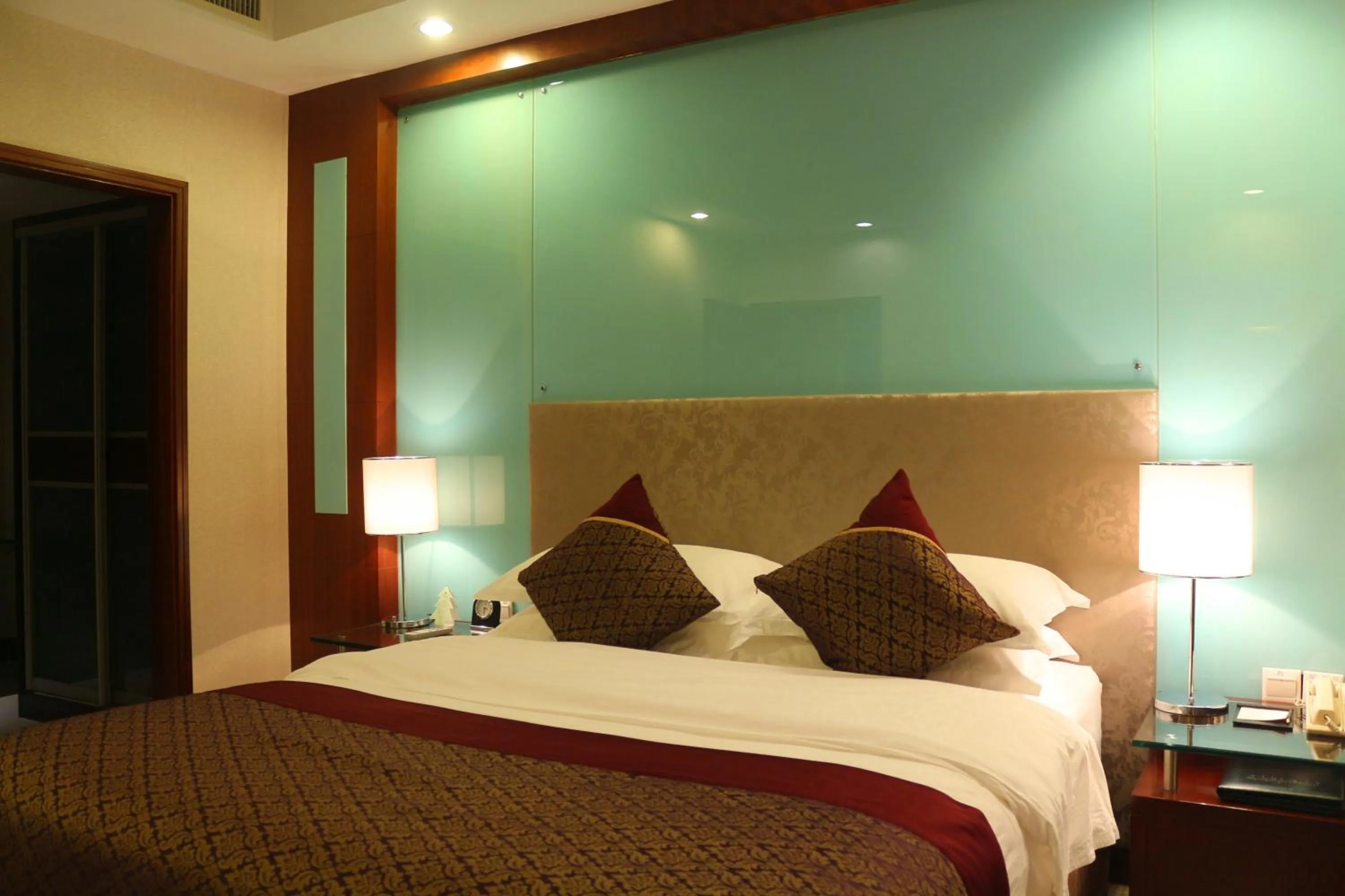 Jinling Jingyuan Plaza