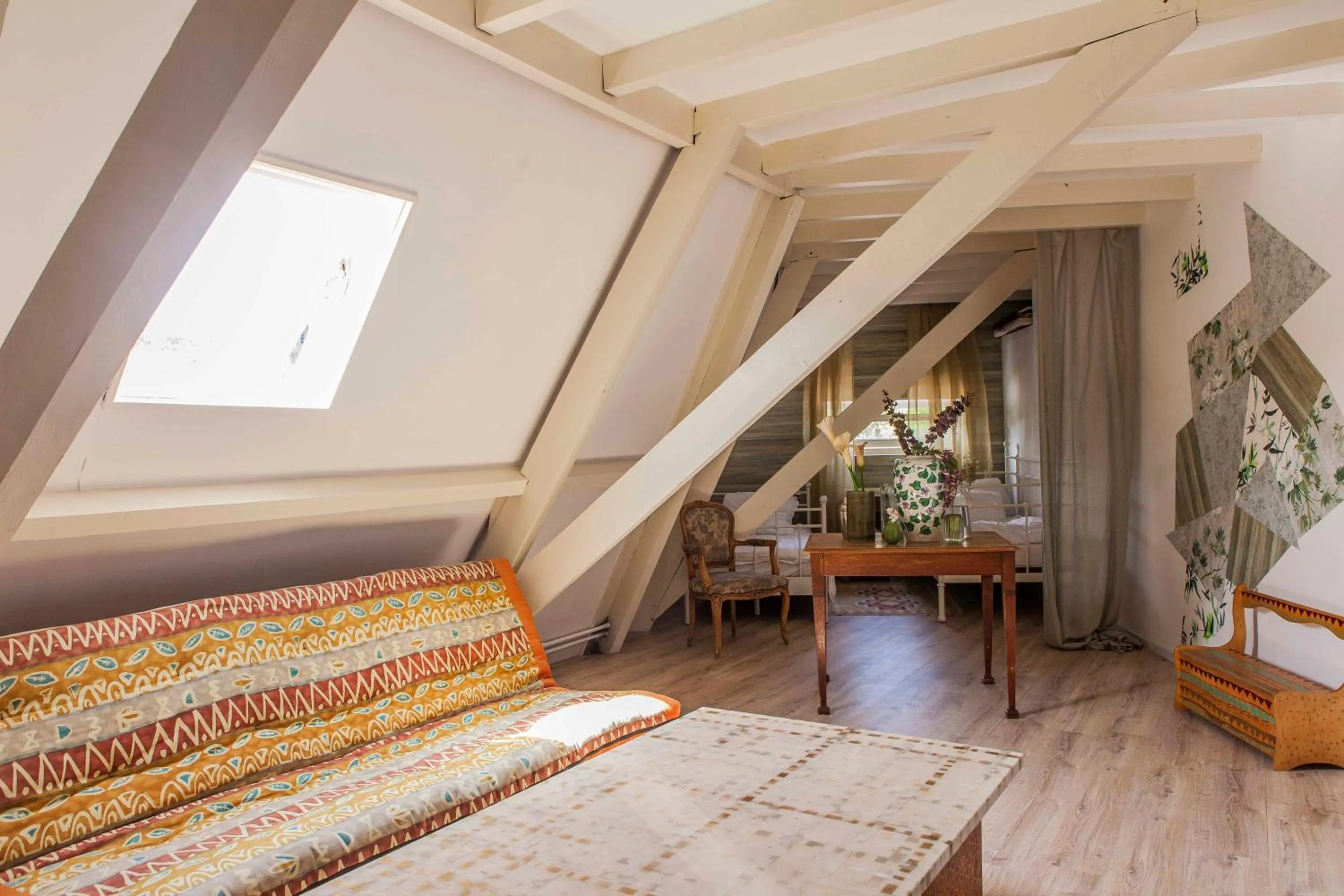 Bed in The Livingrooms Laren