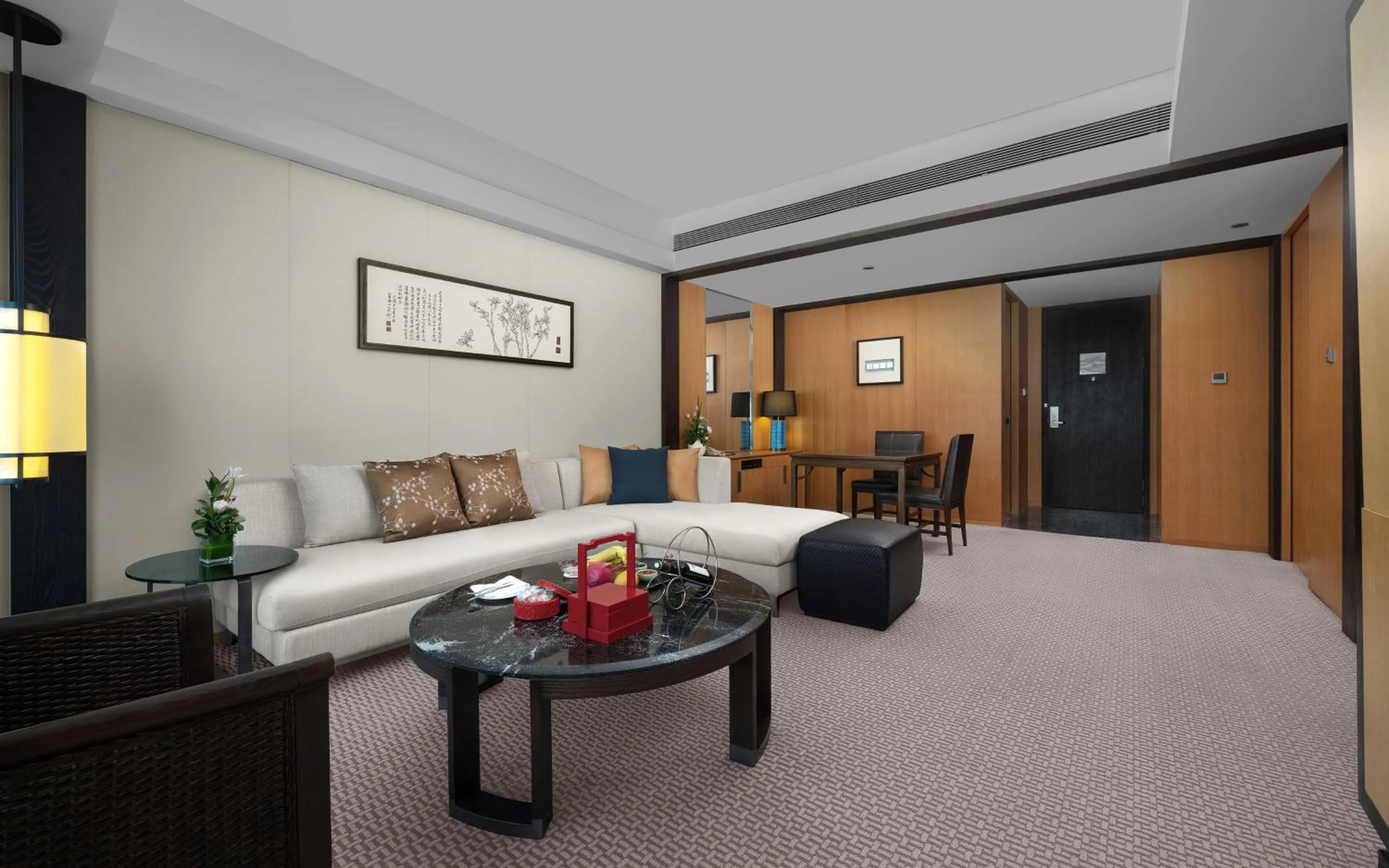 Bed in Jinling Hotel