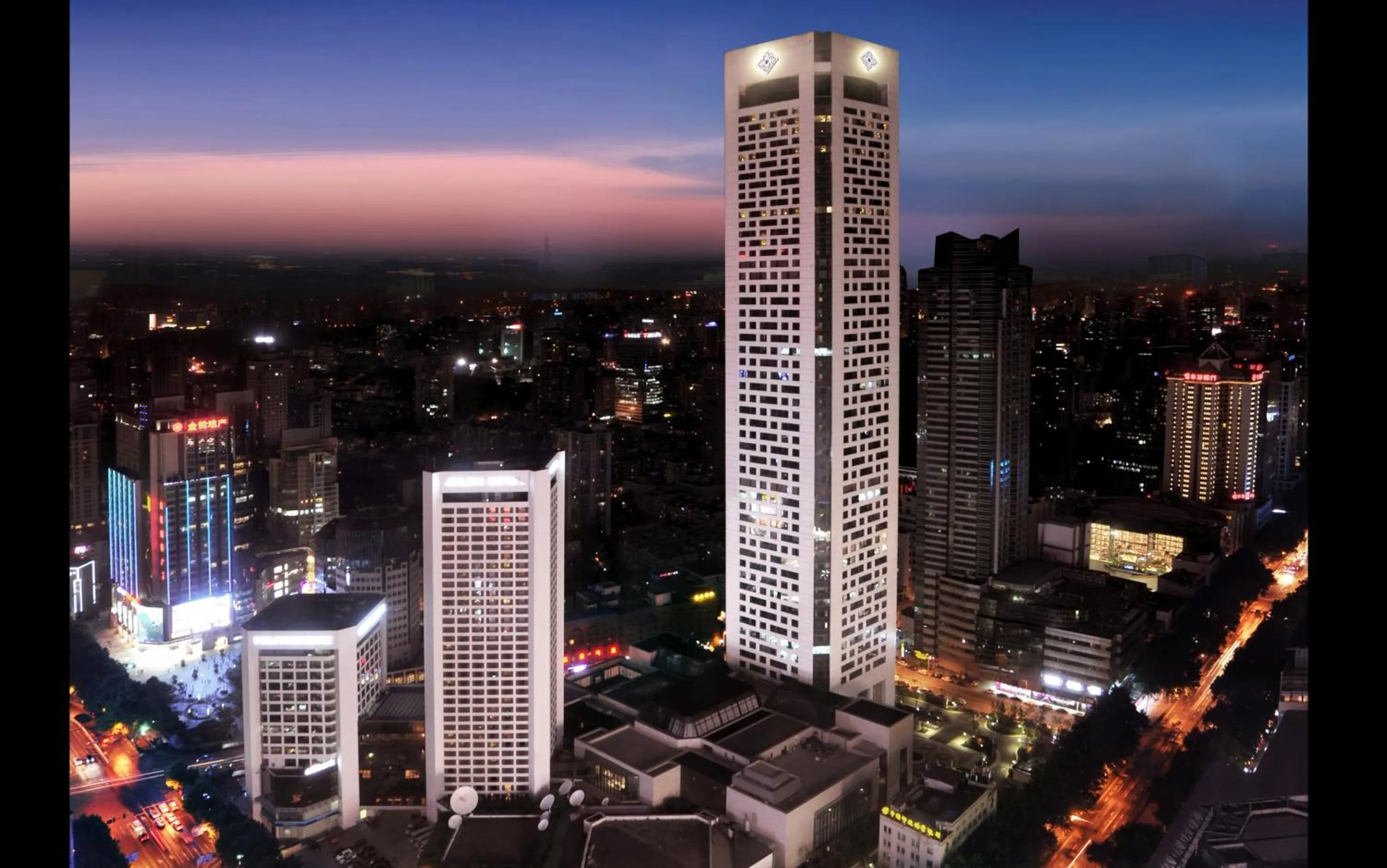 Property building in Jinling Hotel