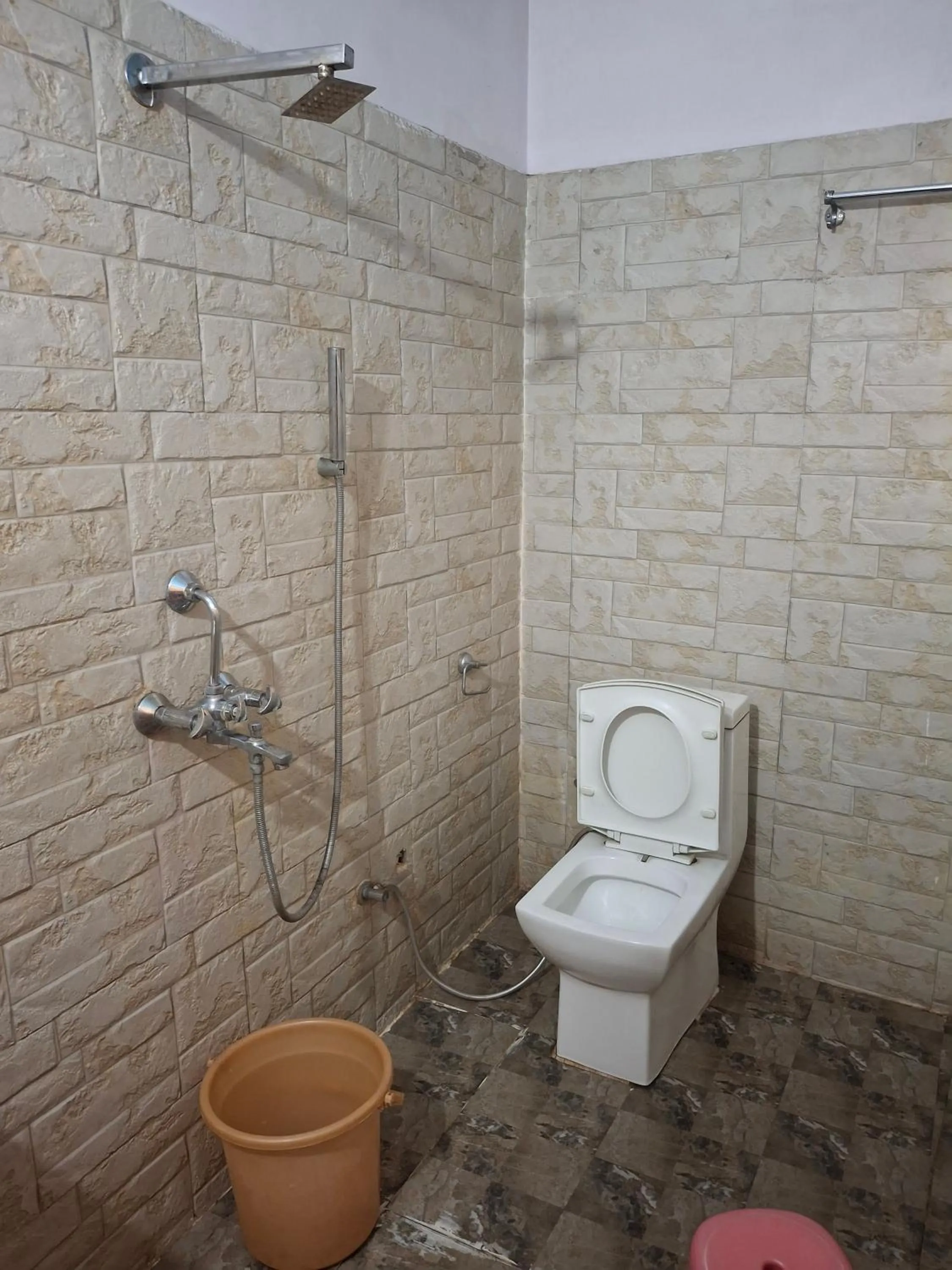 Golden River Homestay