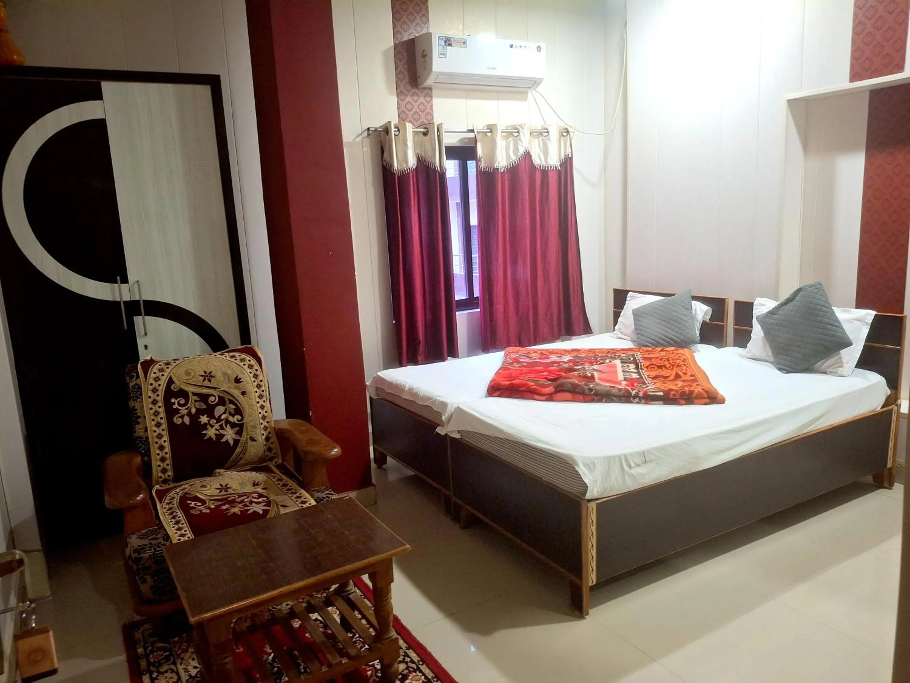 Bedroom, Bed in Golden River Homestay
