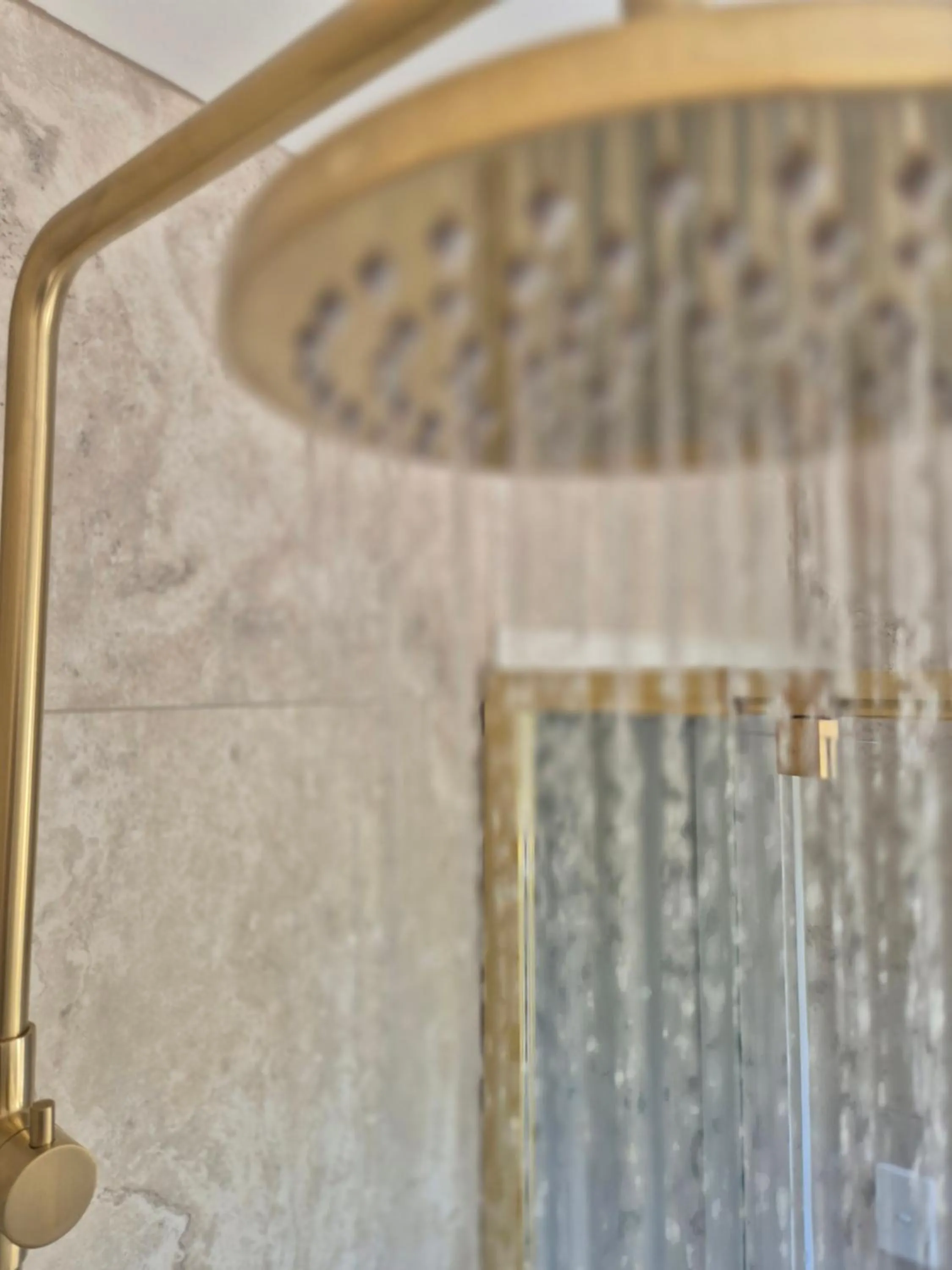 Bathroom in Noosa Sun - On the Noosa River