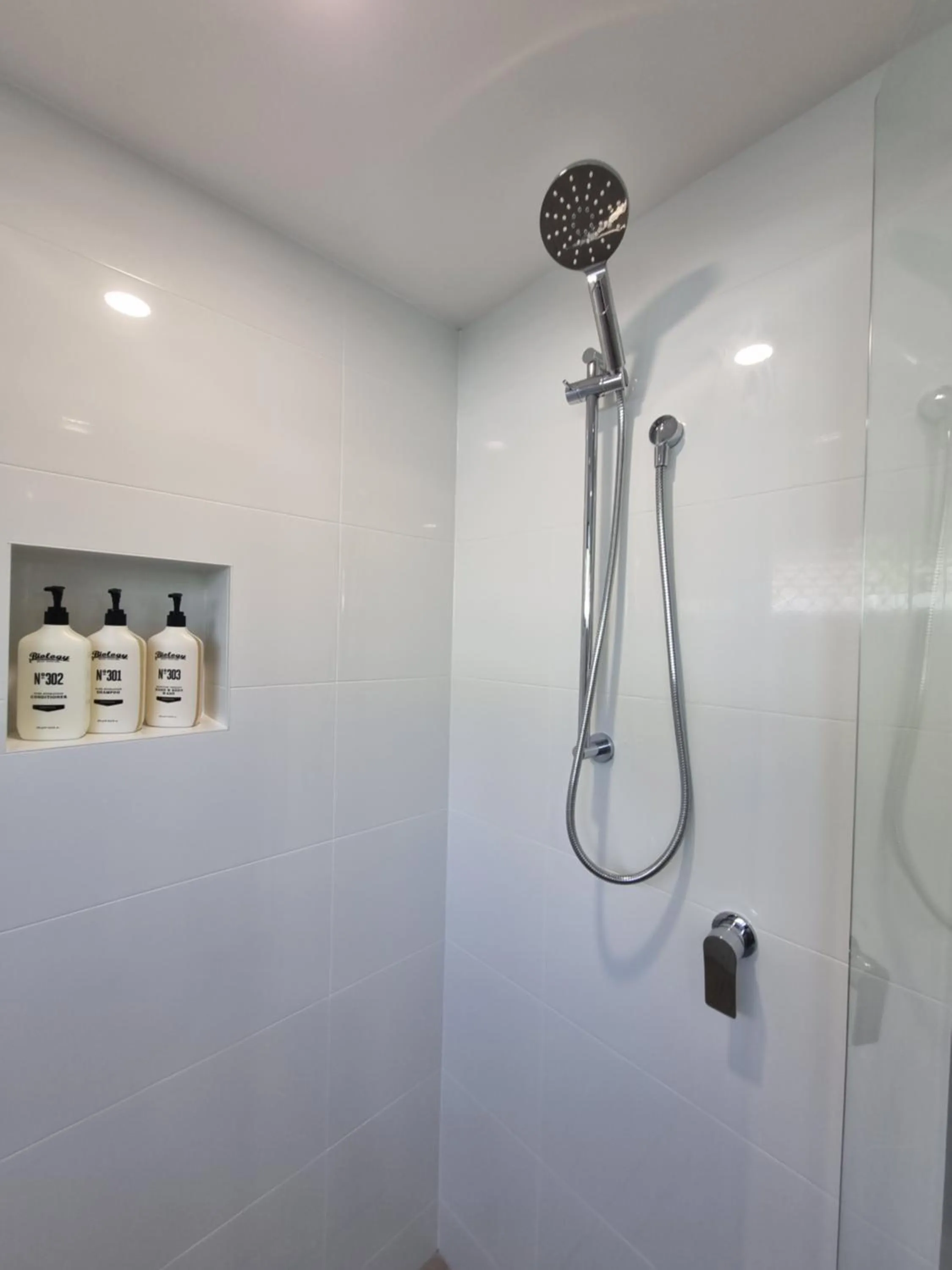 Shower in Noosa Sun - On the Noosa River