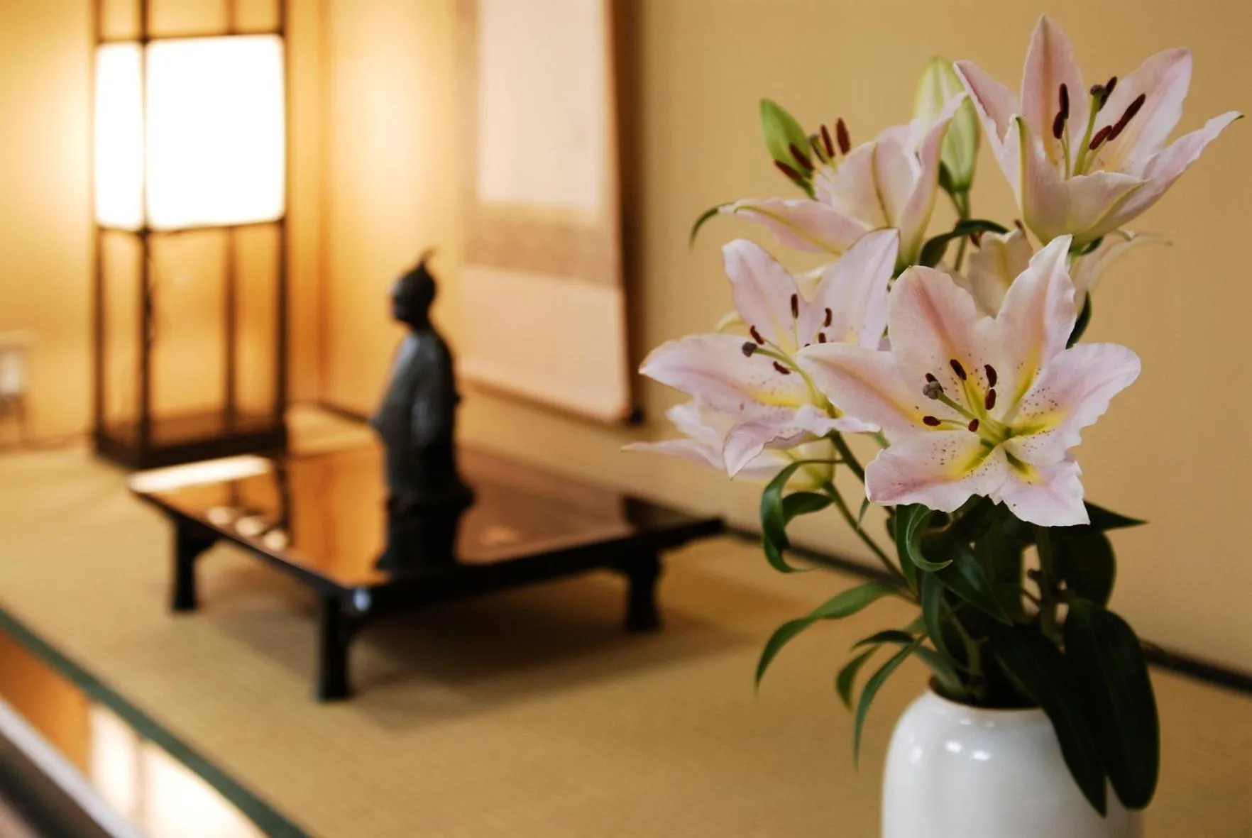 Seating area in Nikko Hoshino Yado