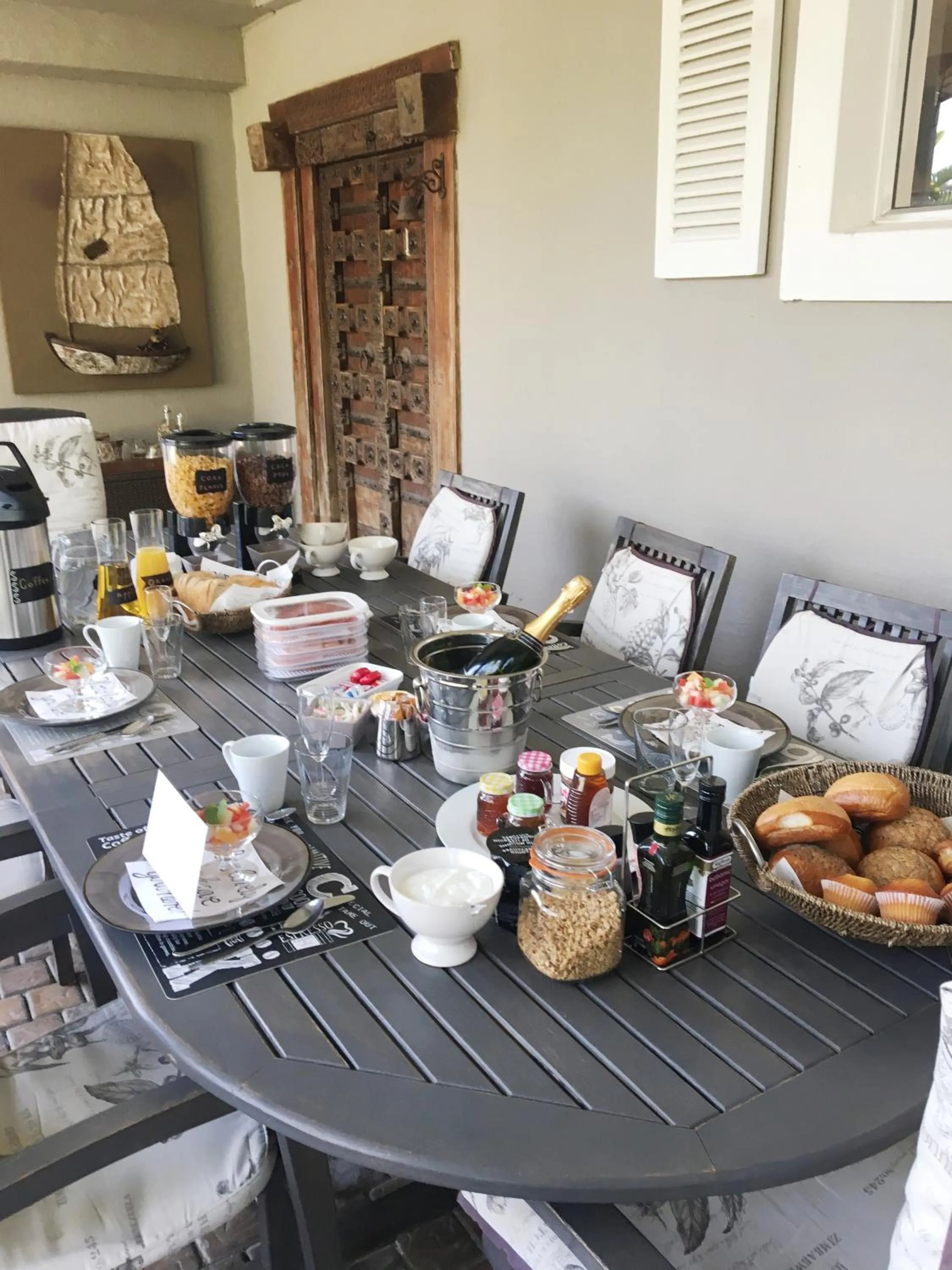 Continental breakfast in African Palm Cottage and Guesthouse