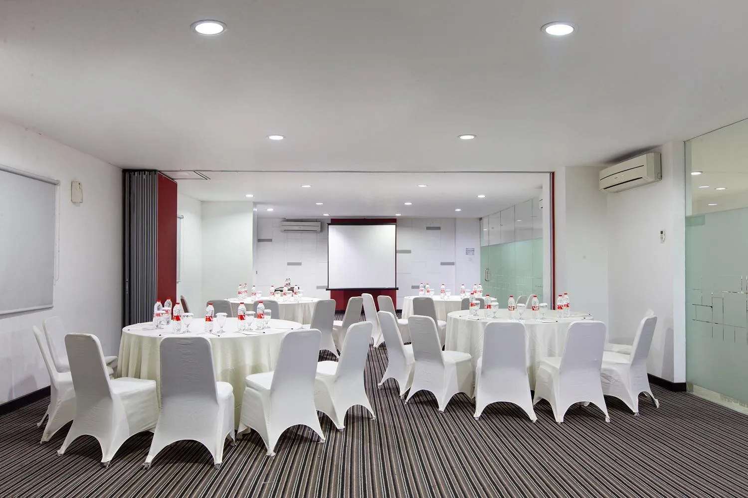 Banquet/Function facilities in Amaris Hotel Pemuda Semarang