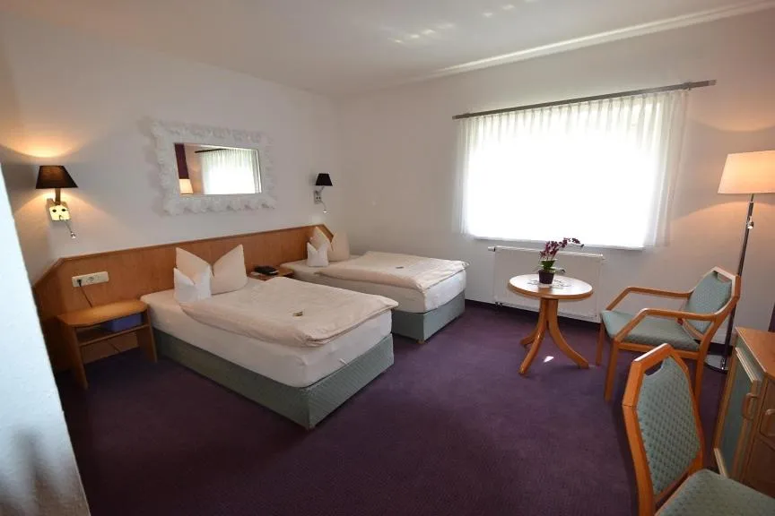 Bed in Hotel & Restaurant Zur Linde