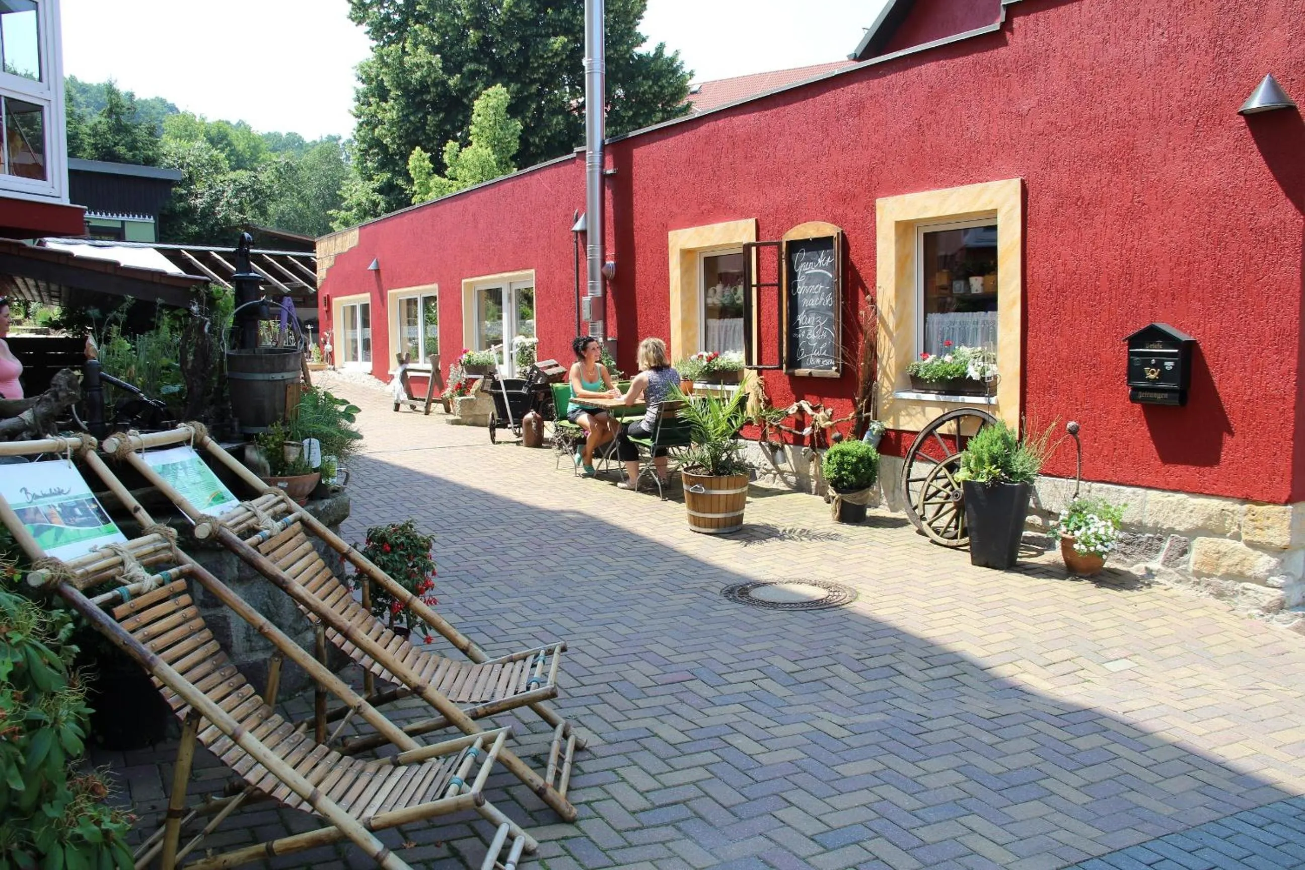 Property building in Hotel & Restaurant Zur Linde