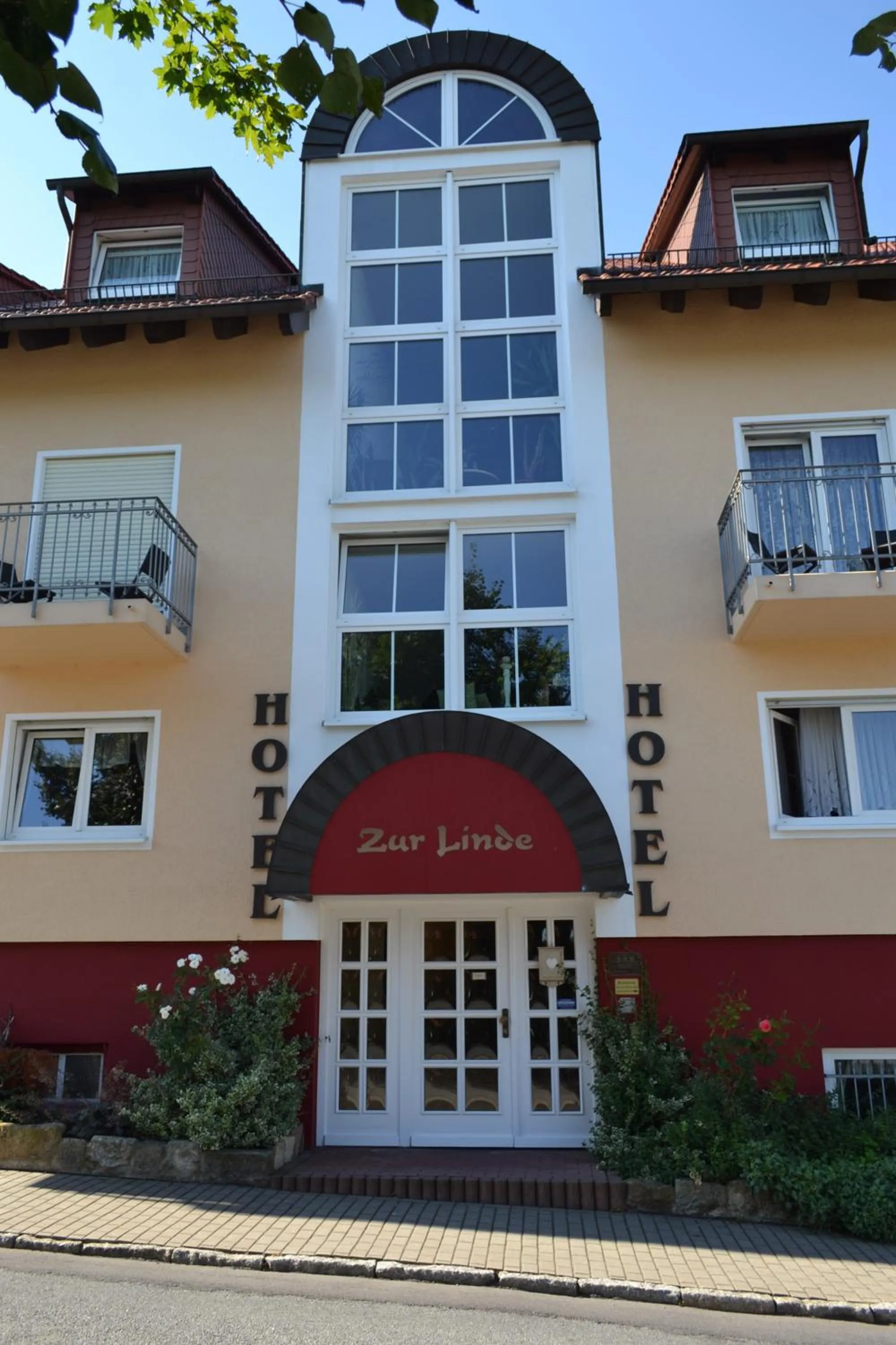 Facade/entrance in Hotel & Restaurant Zur Linde