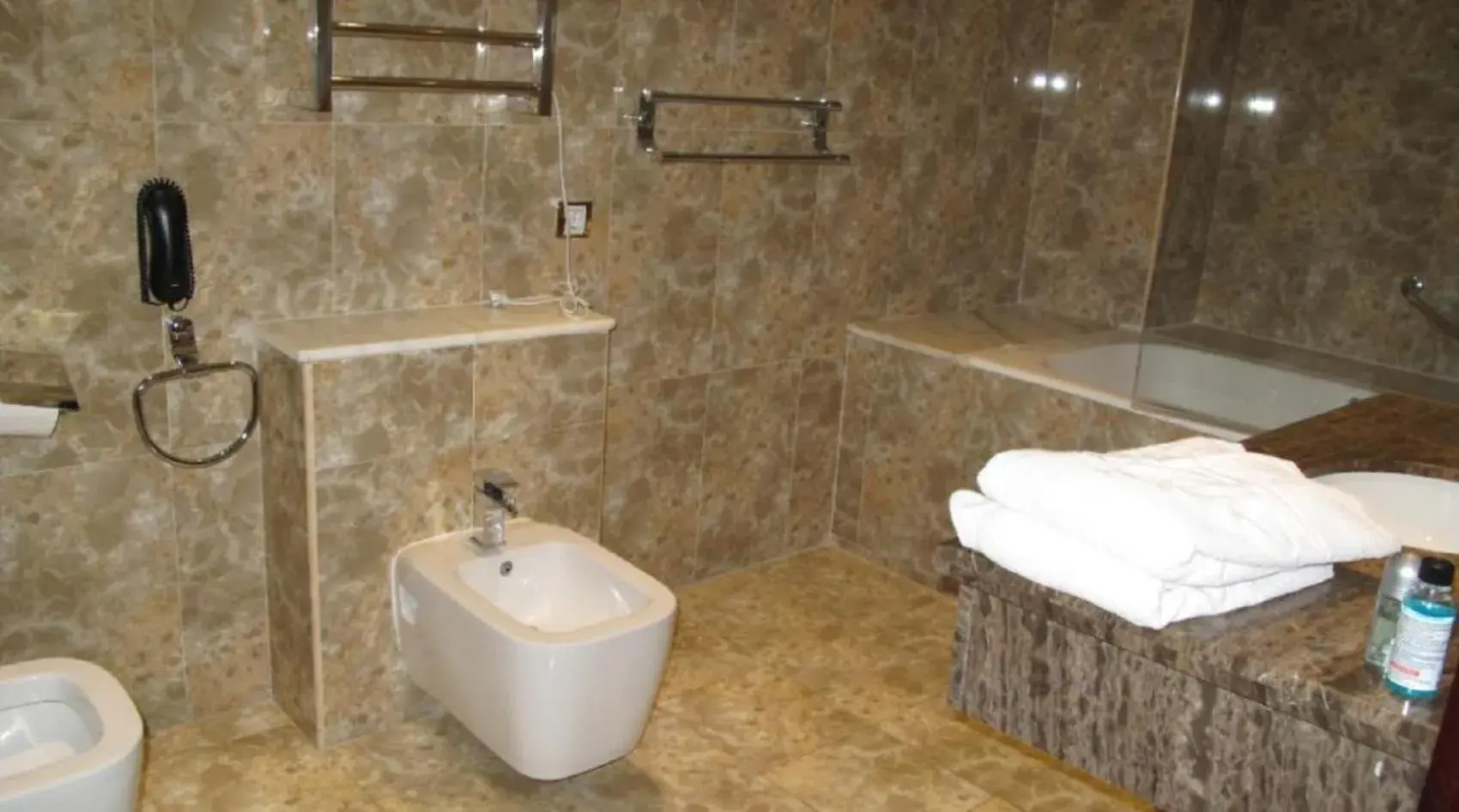 Bathroom in Oasis Hotel Bathroom in Oasis Hotel