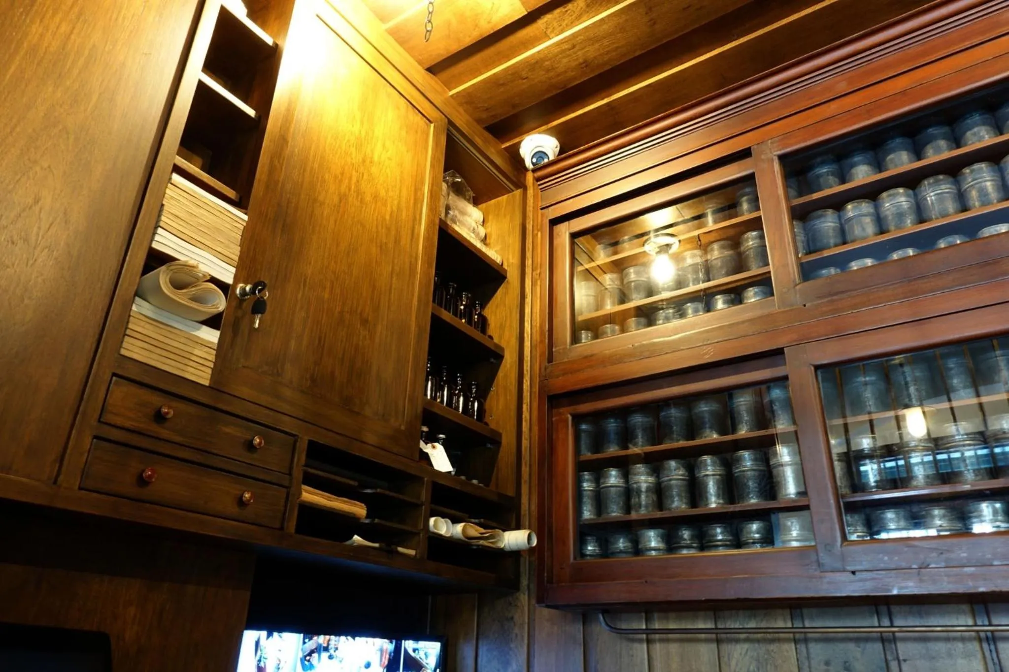 Decorative detail in 1905 Heritage Corner