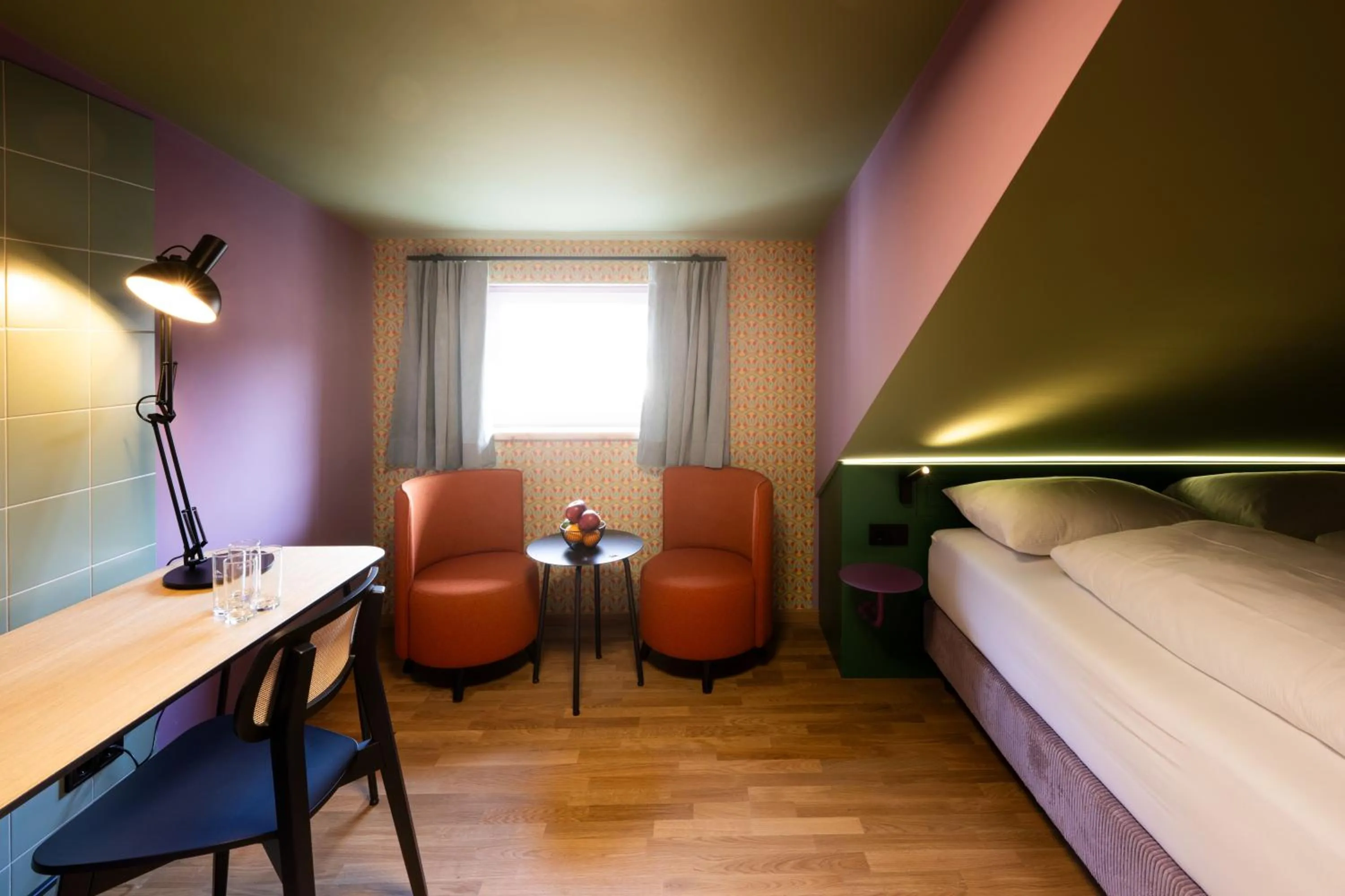 Photo of the whole room, Bed in Schwarzes Rössl
