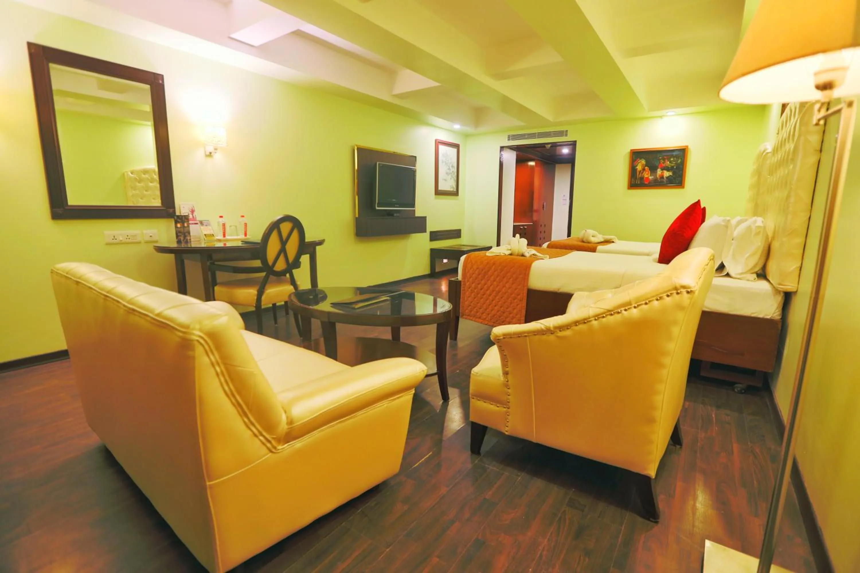 Seating area in Quality Inn Sabari