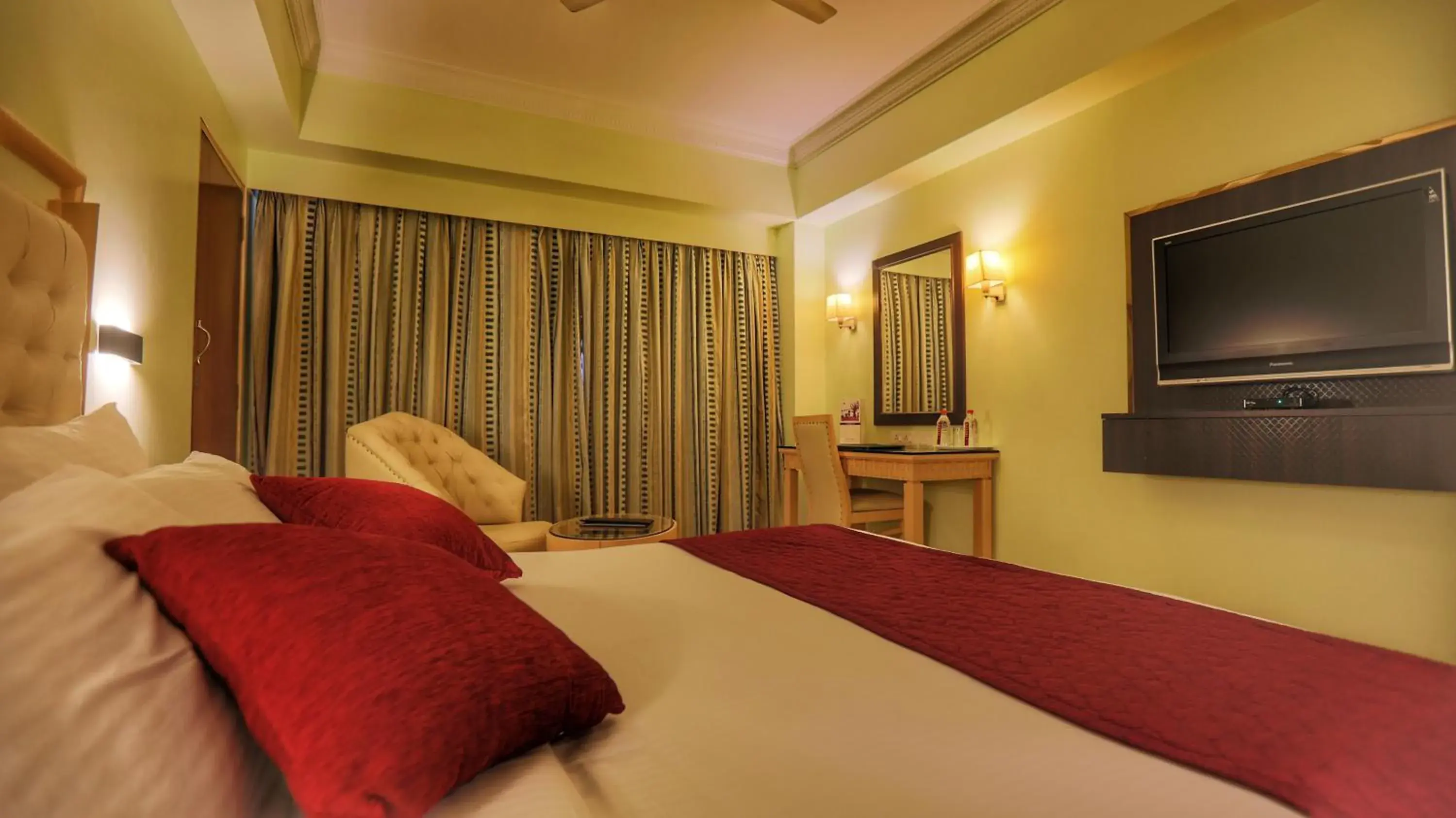 Photo of the whole room in Quality Inn Sabari Photo of the whole room in Quality Inn Sabari