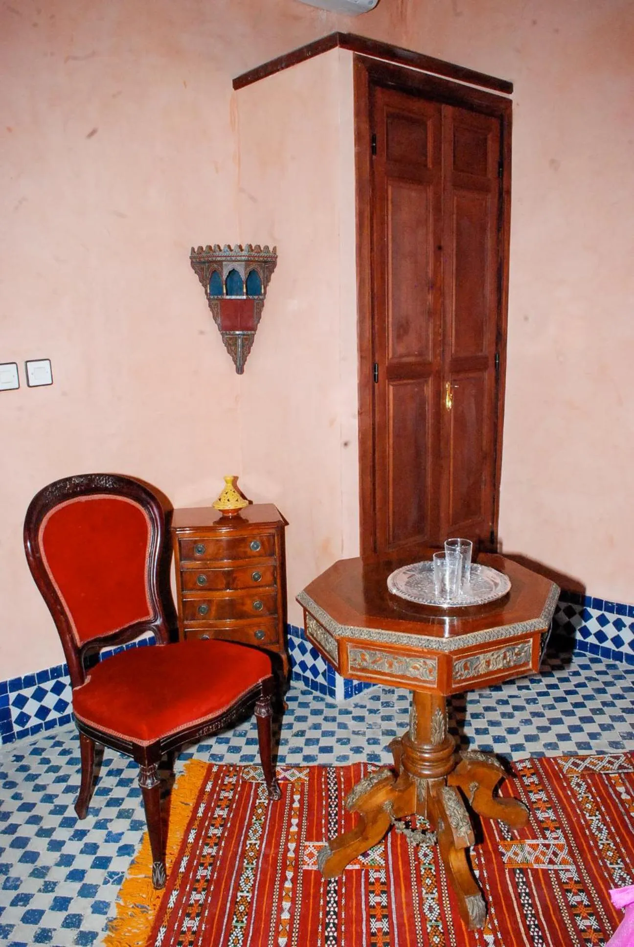 Seating area in Riad Le Patio De Fes
