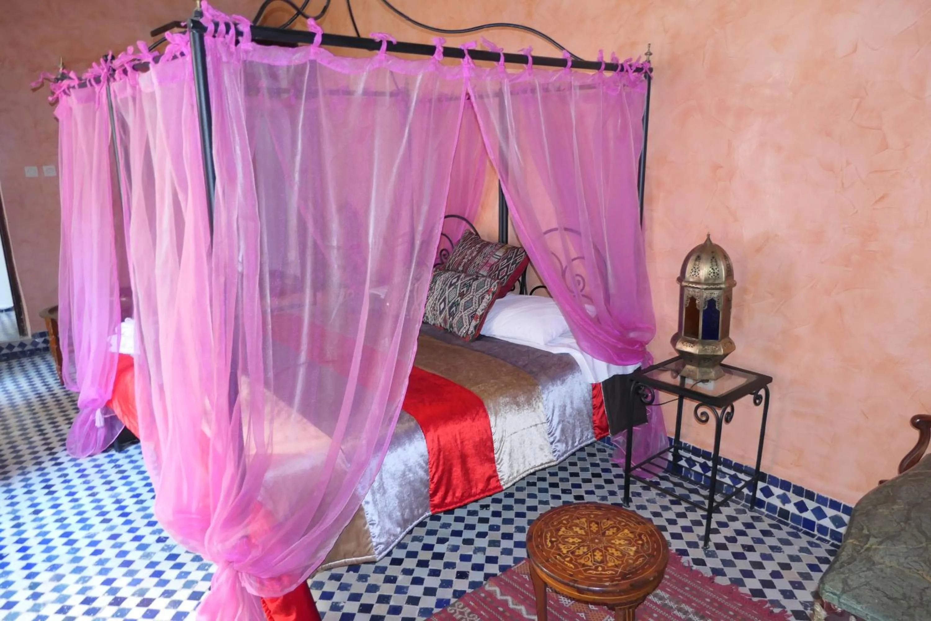 Bed in Riad Le Patio De Fes