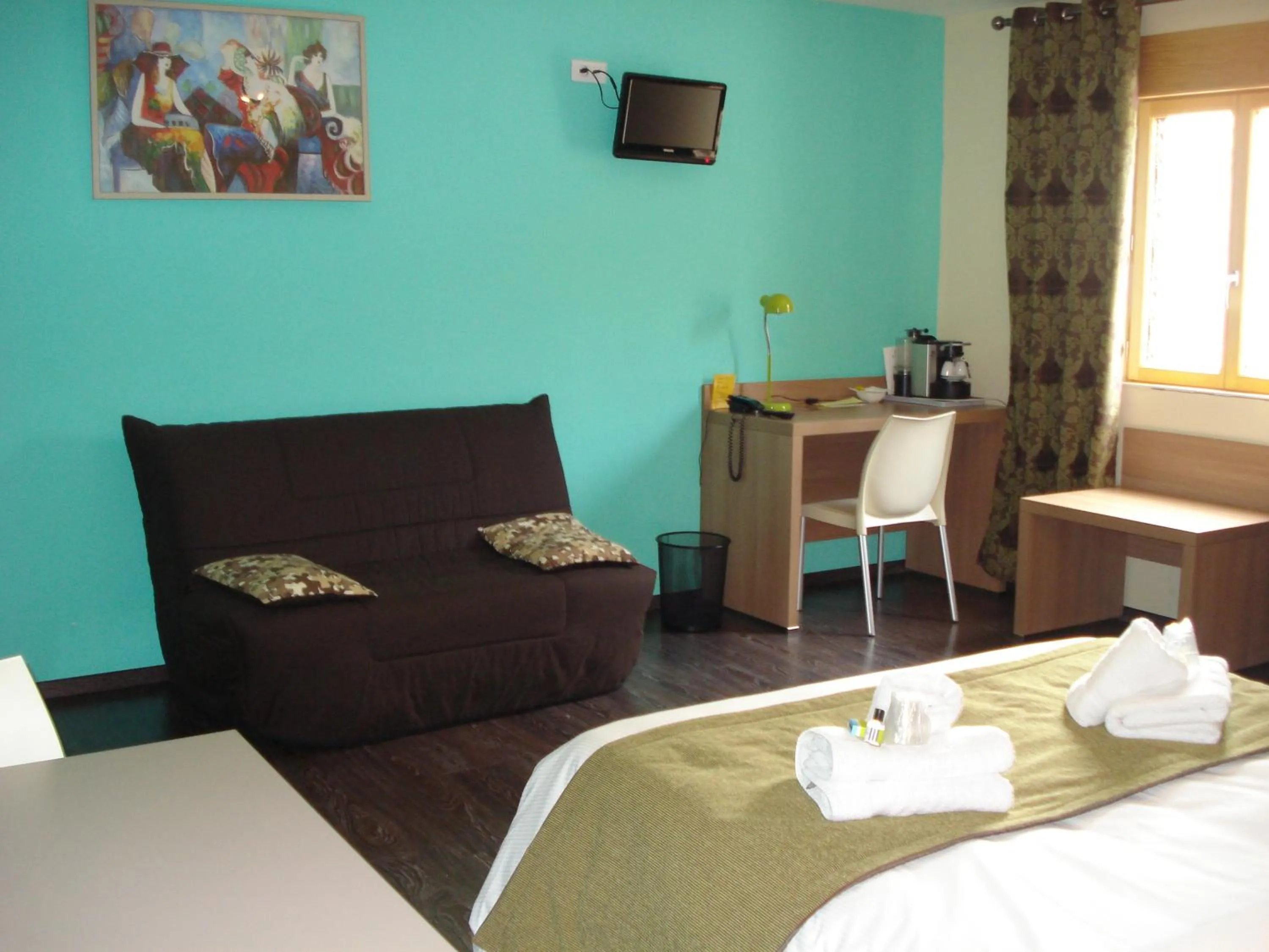 Family Room in La Tour Des Lys