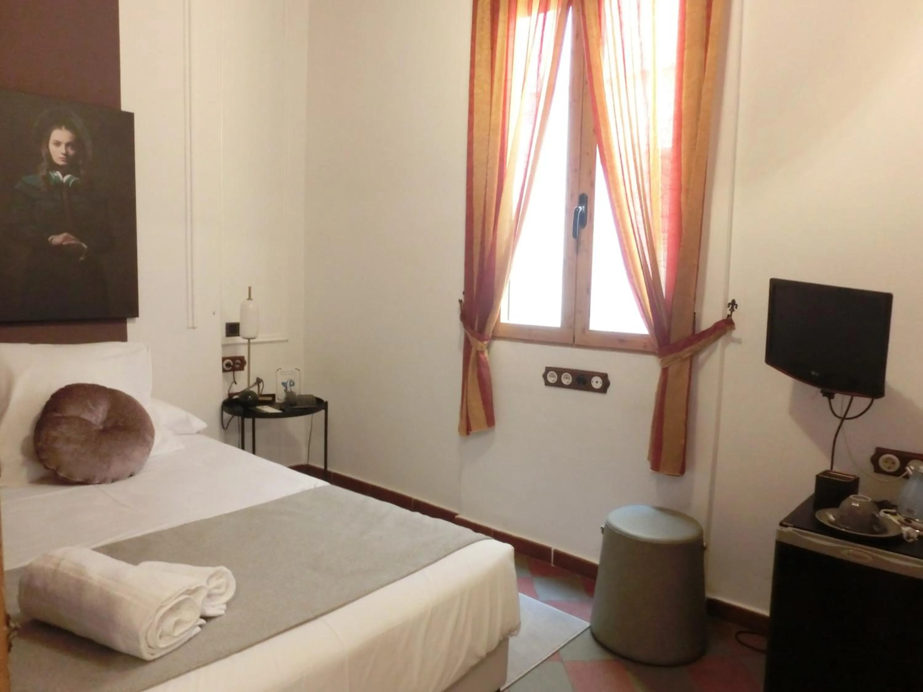 Photo of the whole room, Bed in Les Monges Palace Boutique