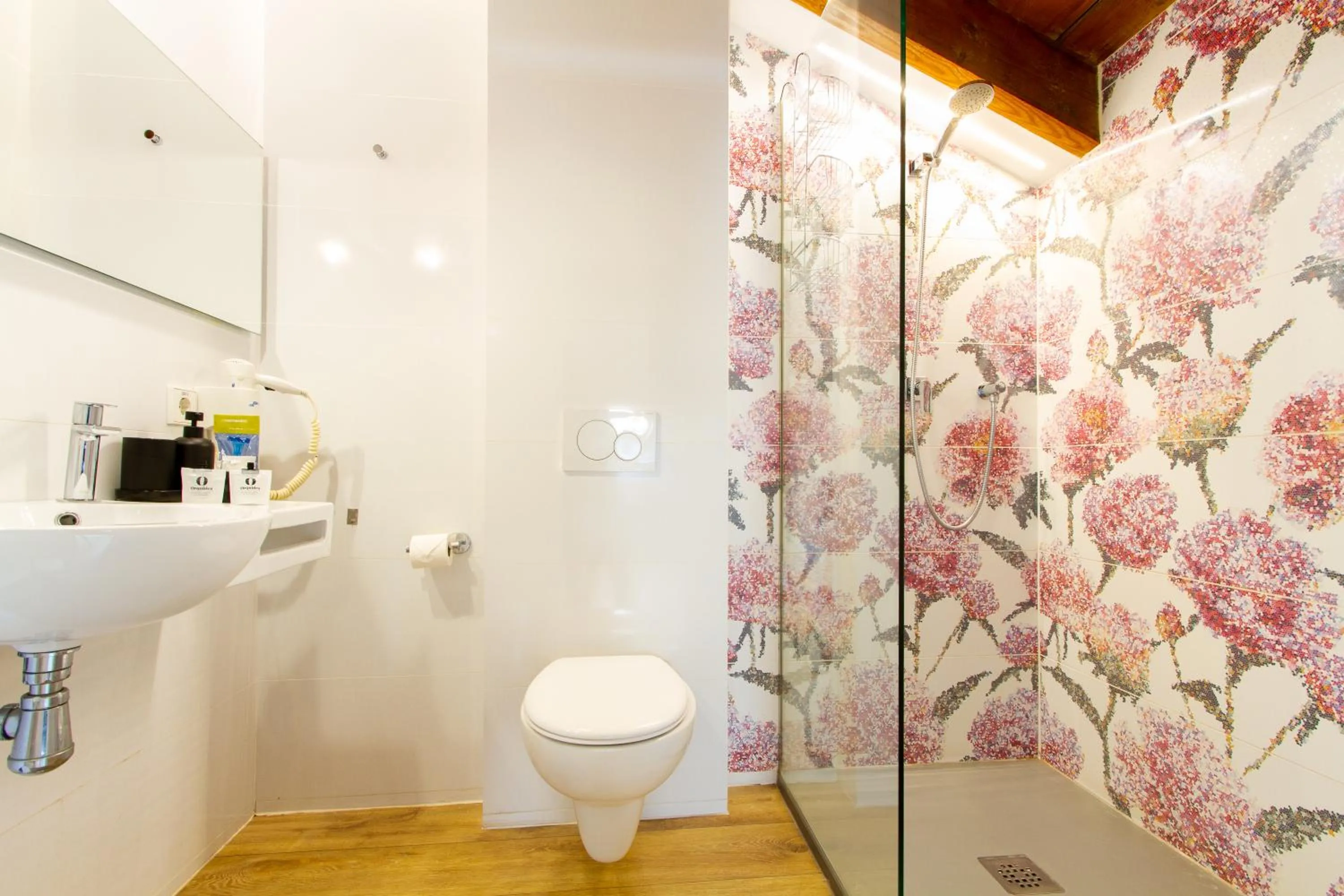 Bathroom in Les Monges Palace Boutique