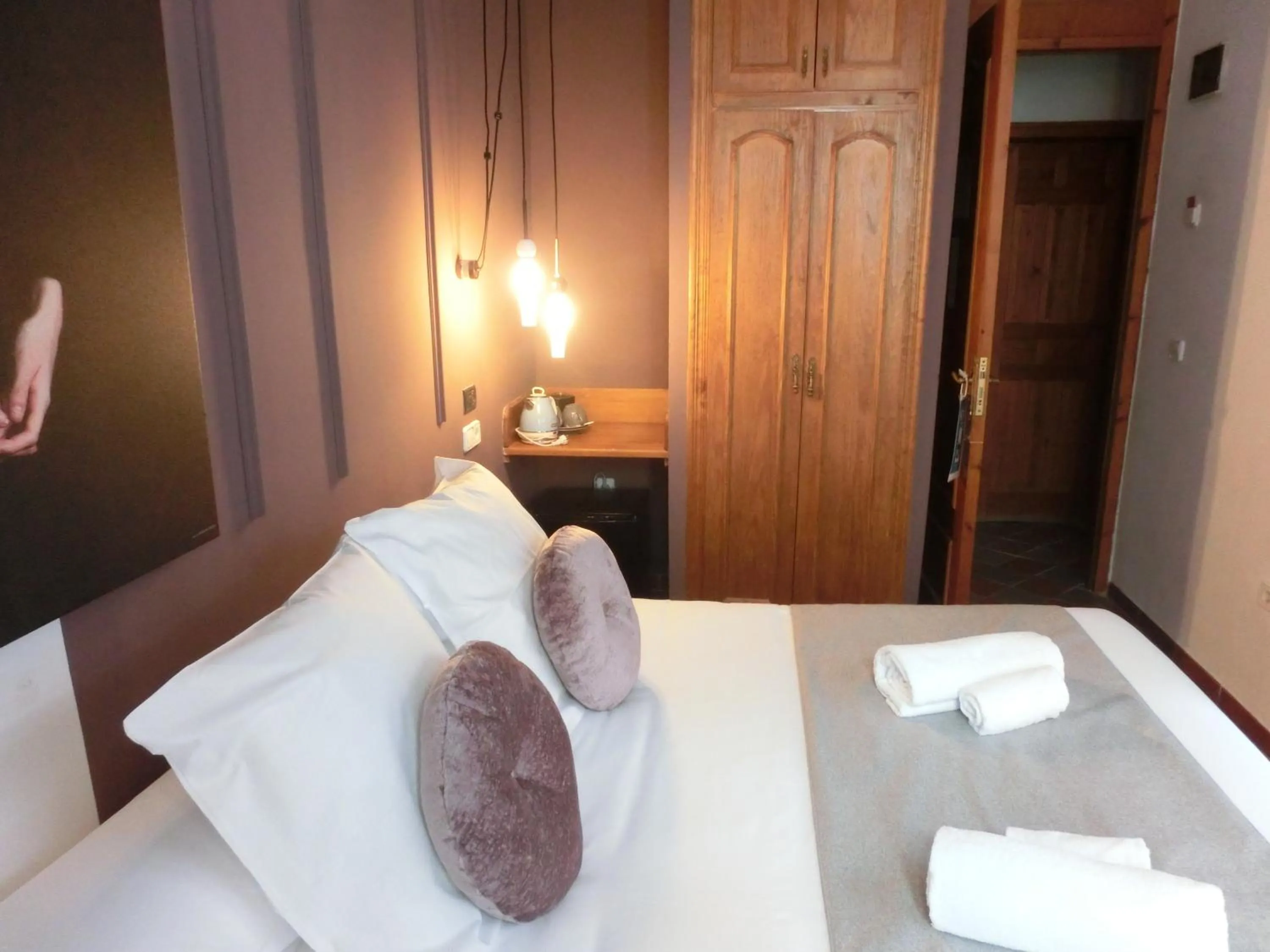 Bedroom, Bed in Les Monges Palace Boutique