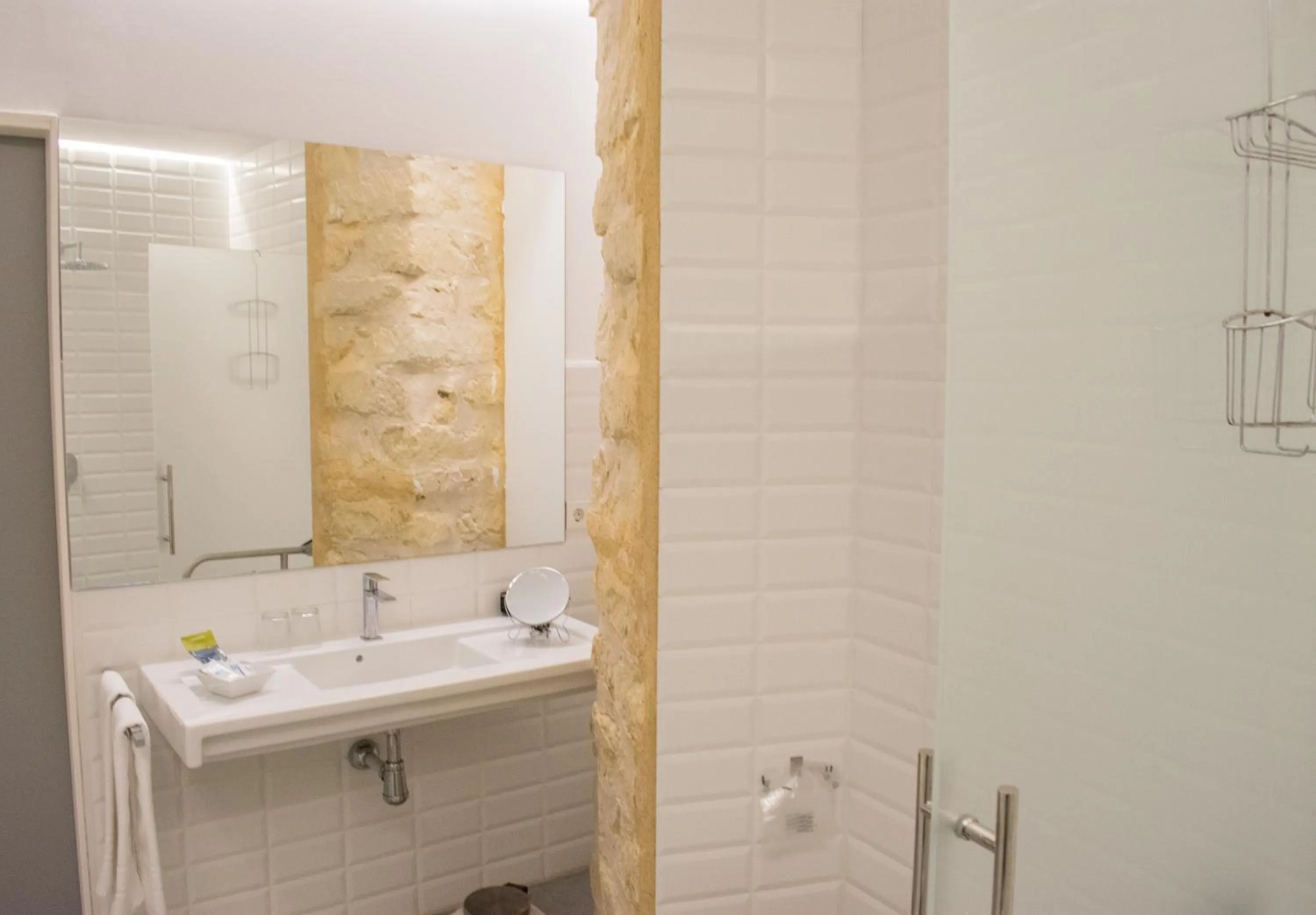 Bathroom in Les Monges Palace Boutique