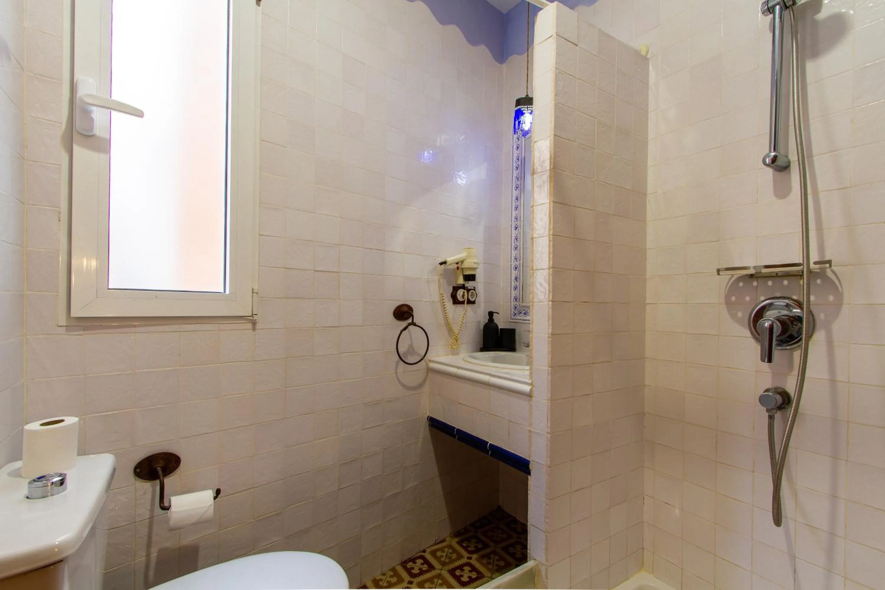 Shower in Les Monges Palace Boutique